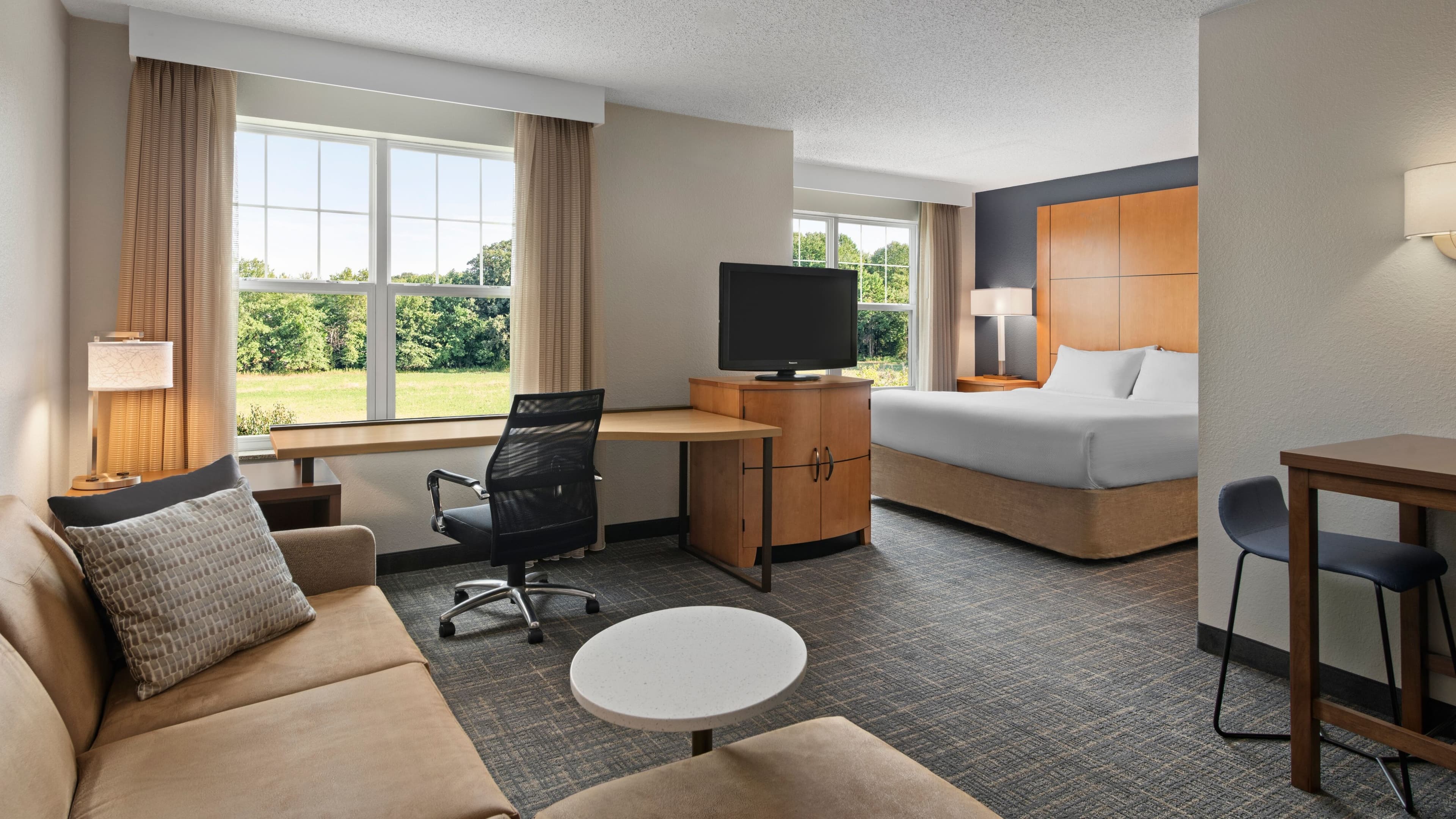 Residence Inn Mt. Laurel at Bishop's Gate - Image 3