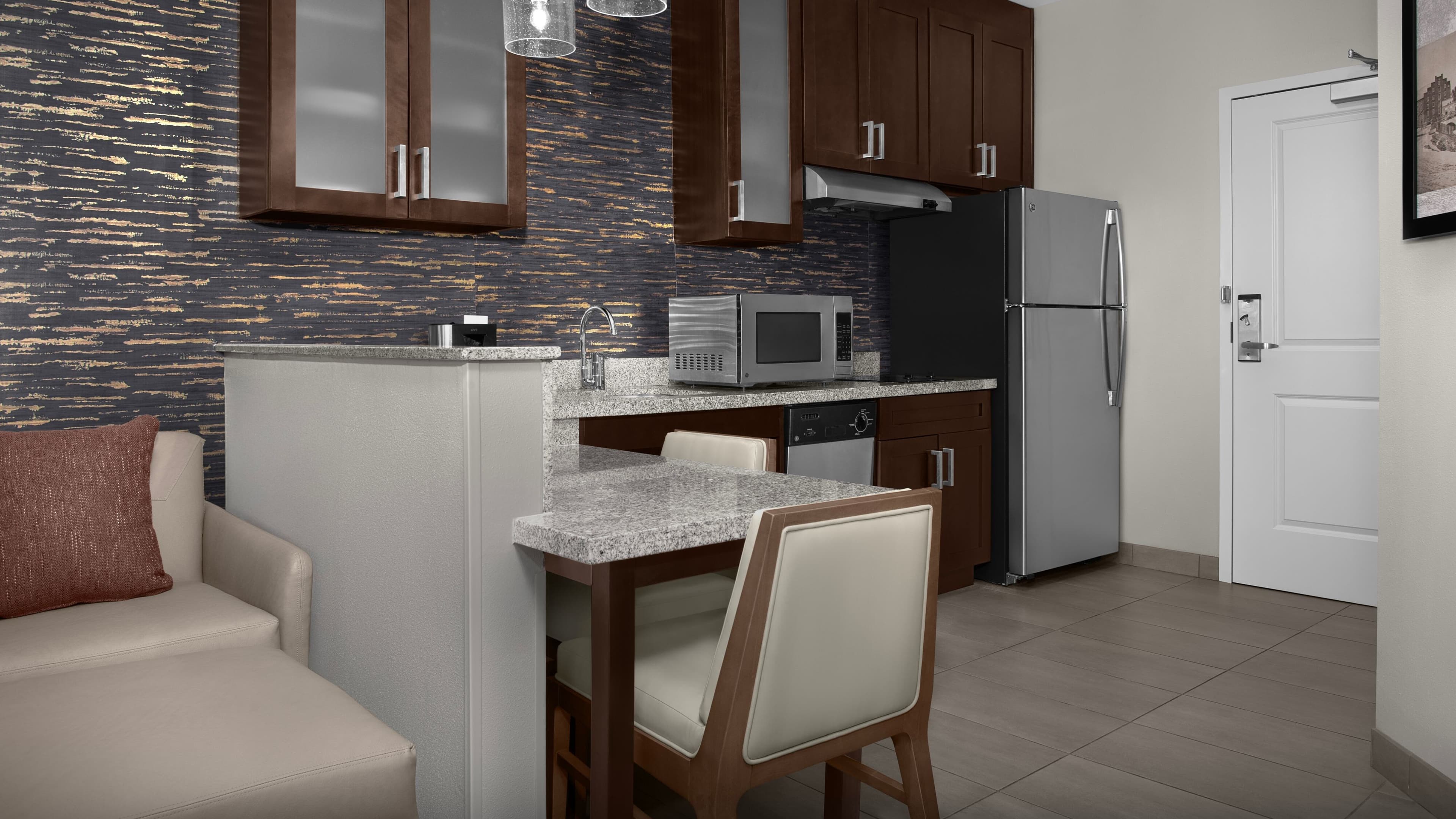 Studio - Image 6