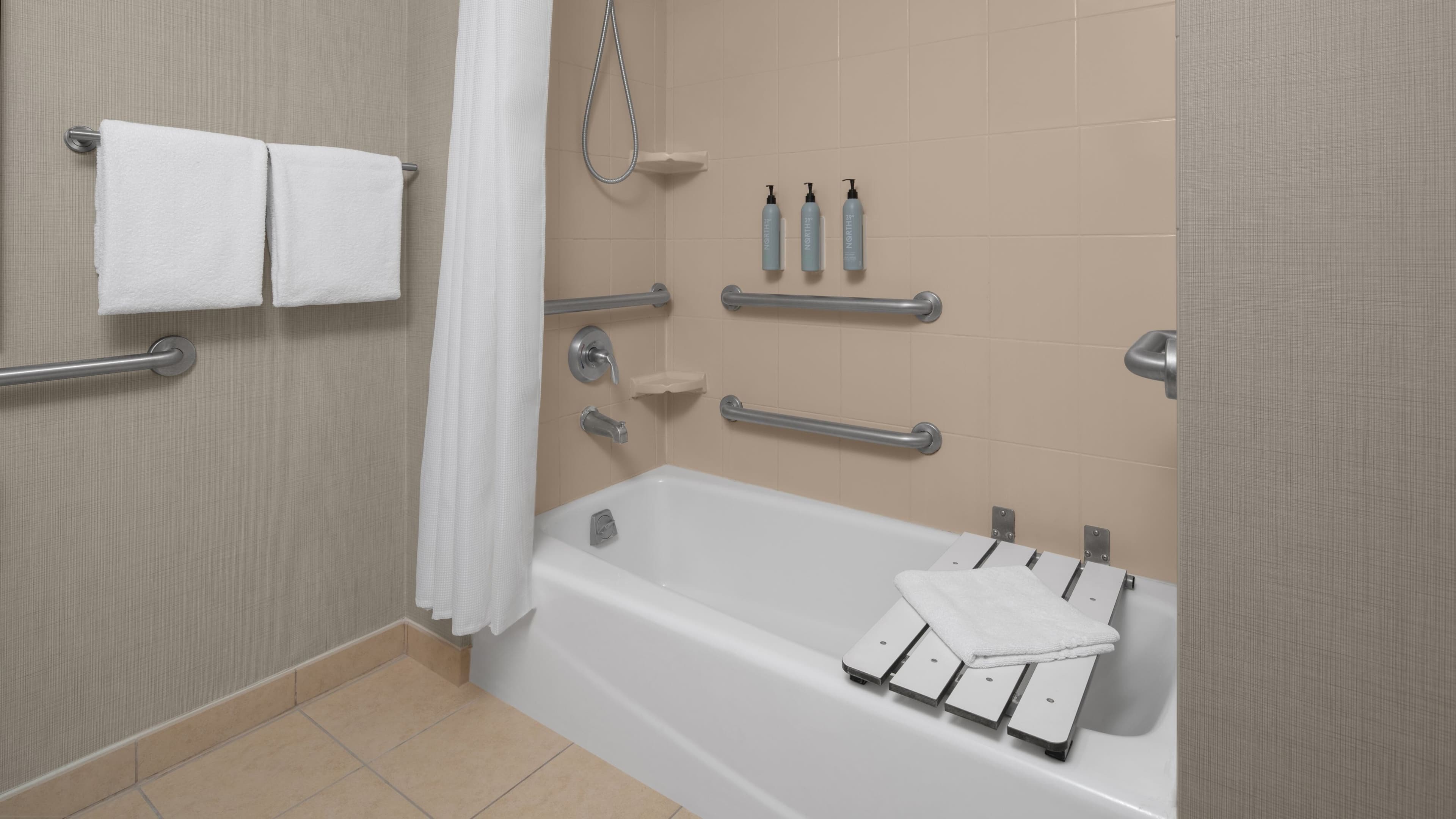 1 Bedroom Suite - Image 6