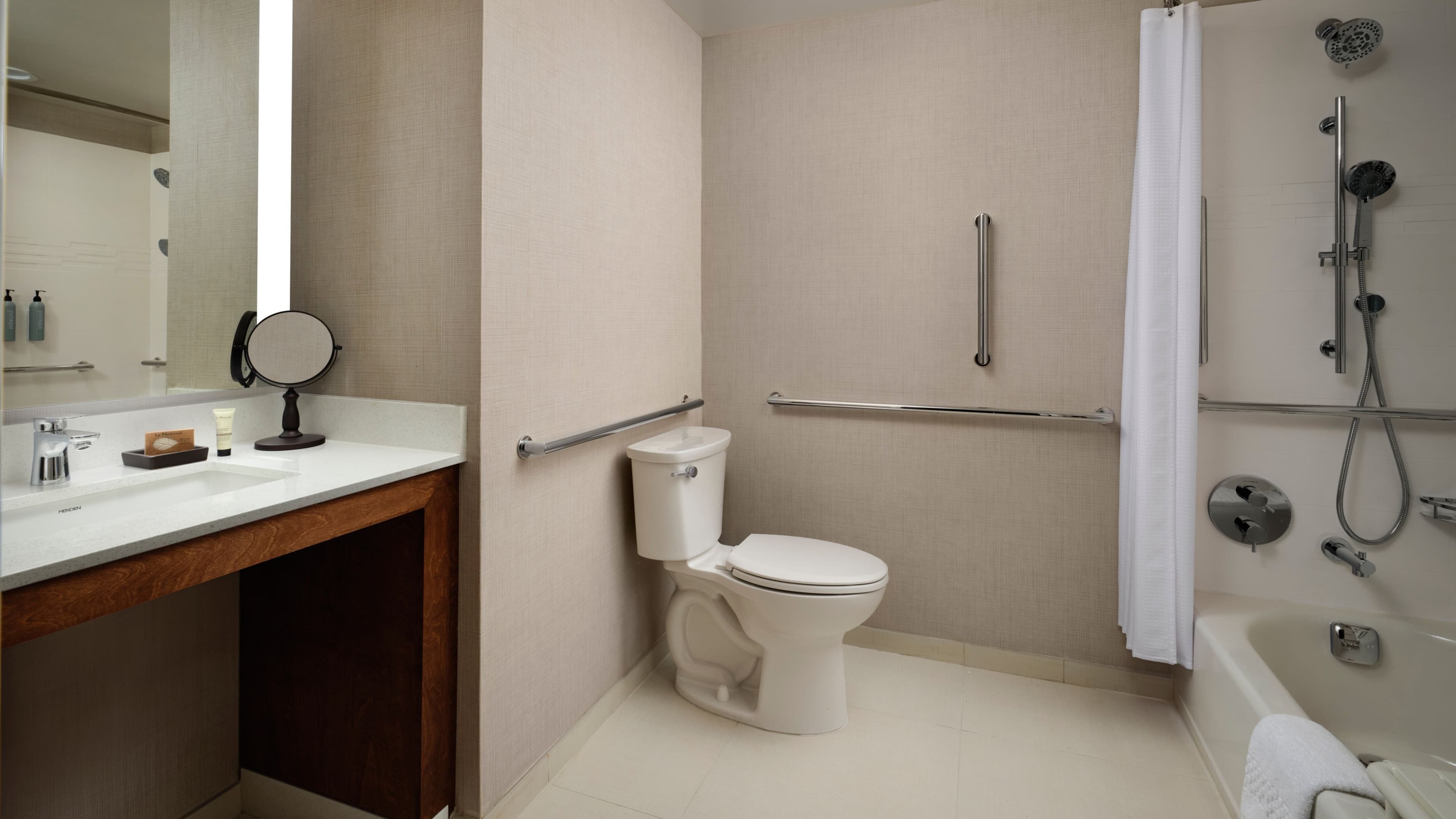 Inn at Bellefield / Hyde Park — 16