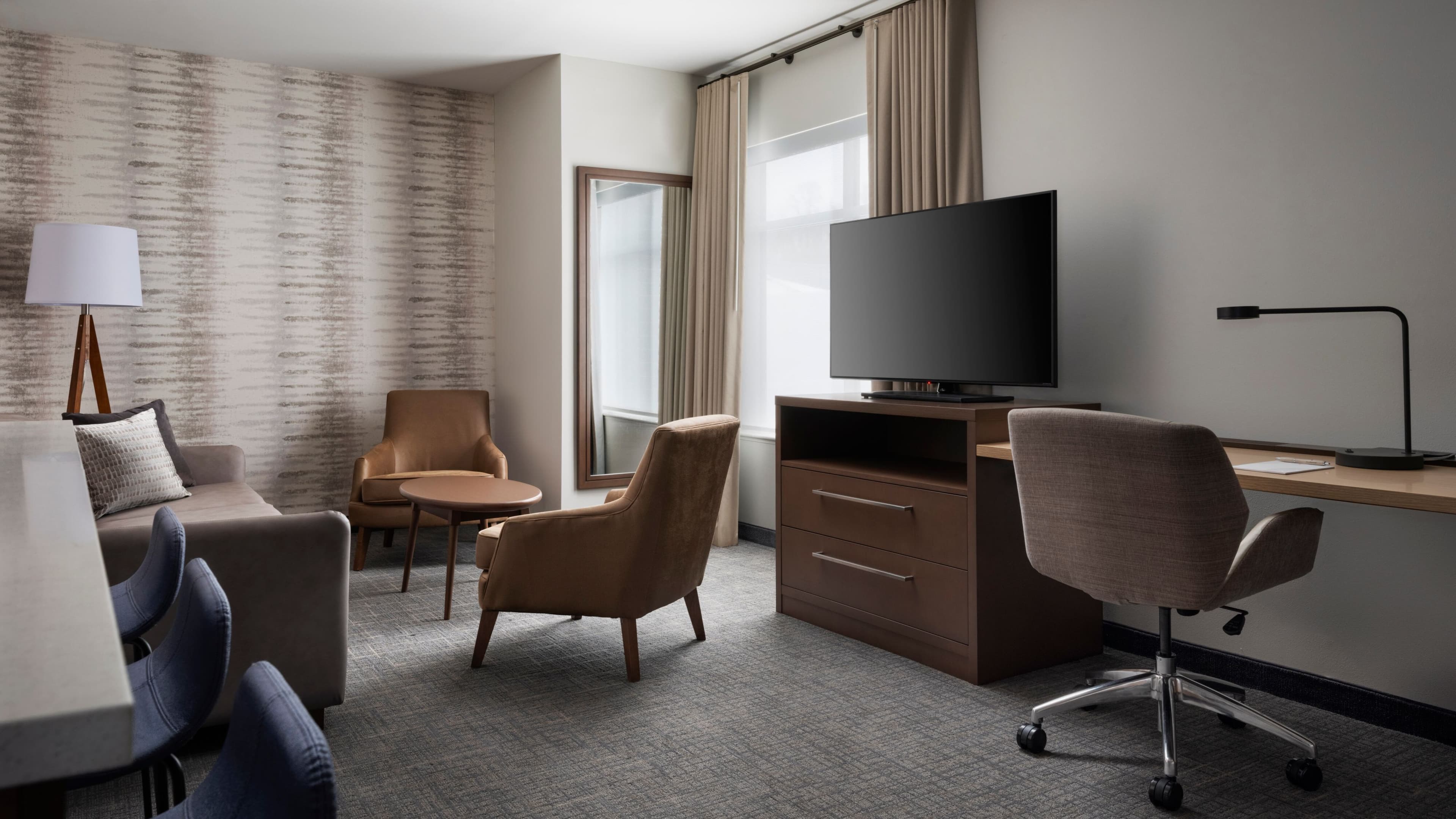 Inn at Bellefield / Hyde Park — 10