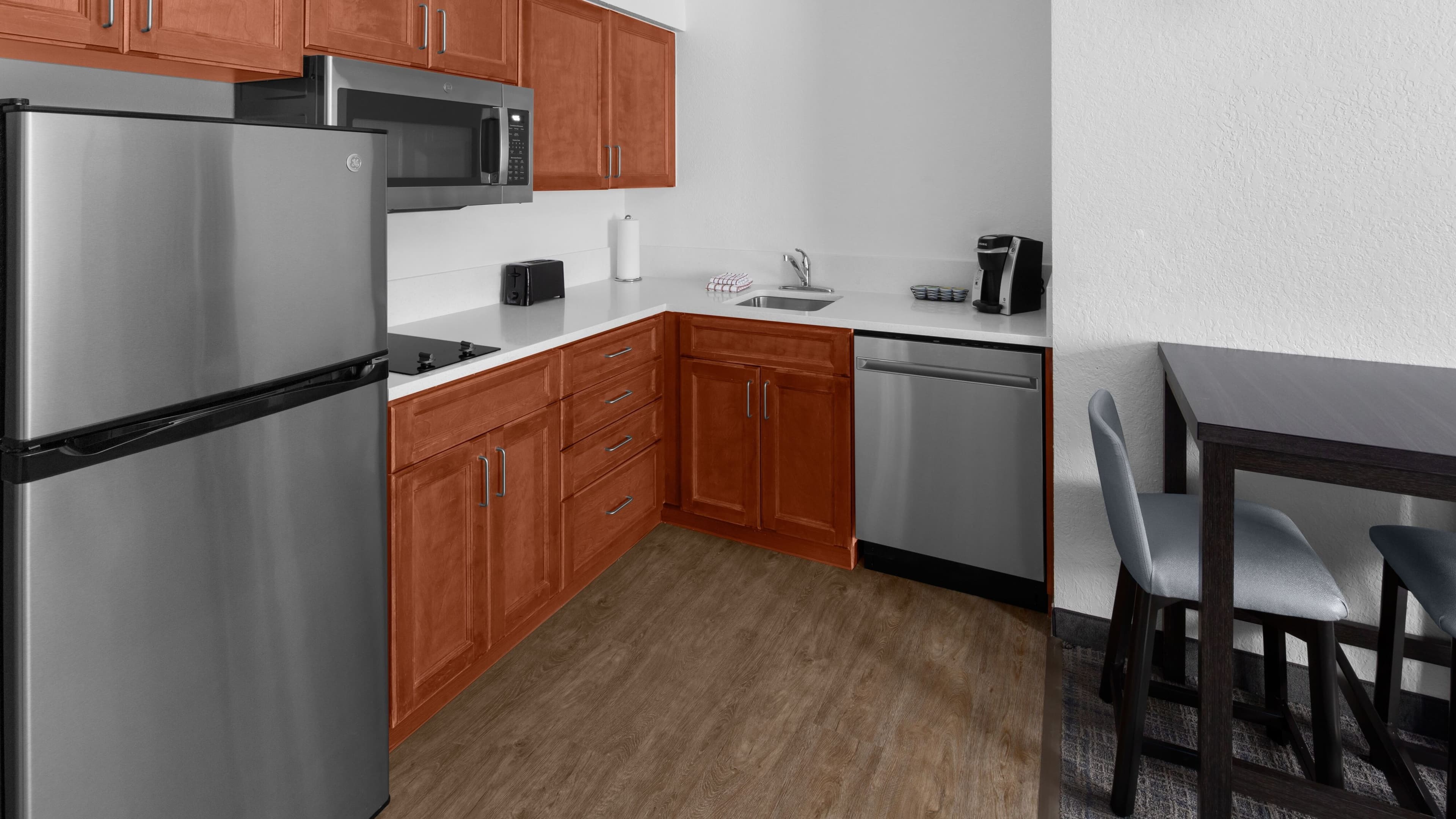 Two Bedroom Suite - Image 5