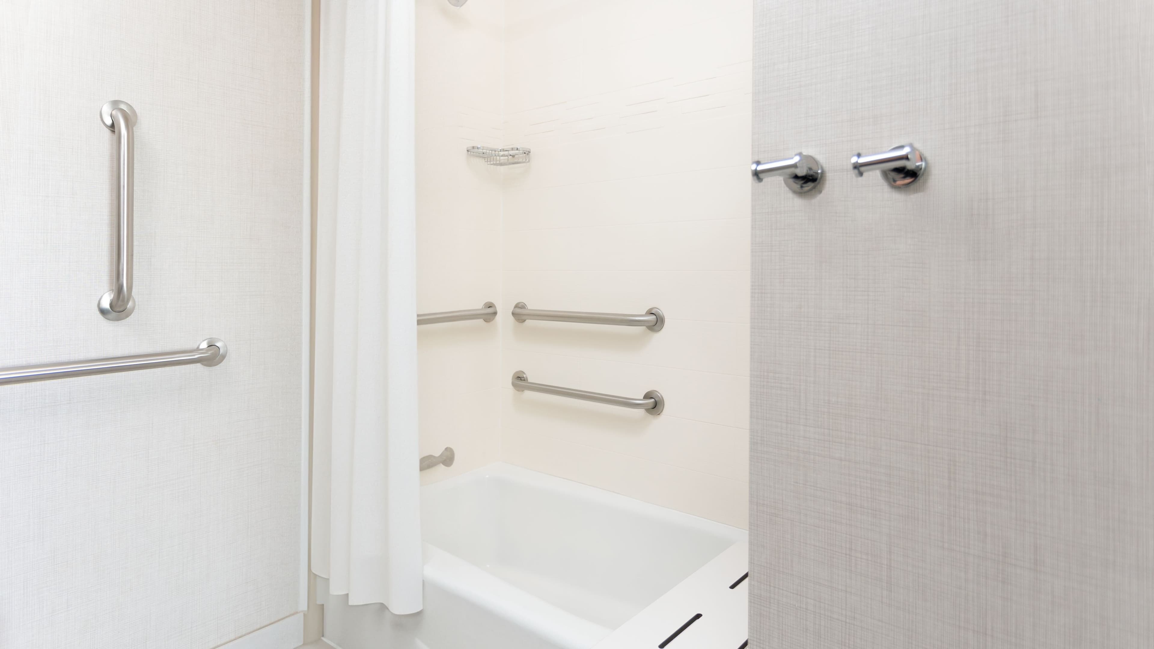 Studio Suite - Image 7