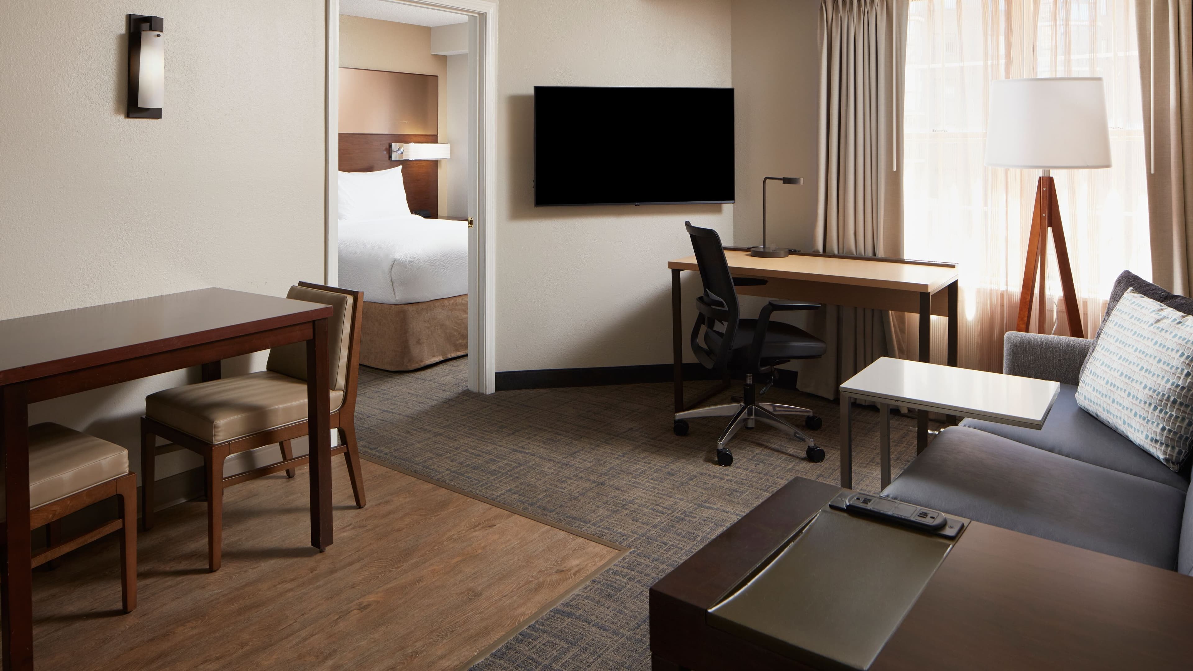 1 Bedroom Suite - Image 1