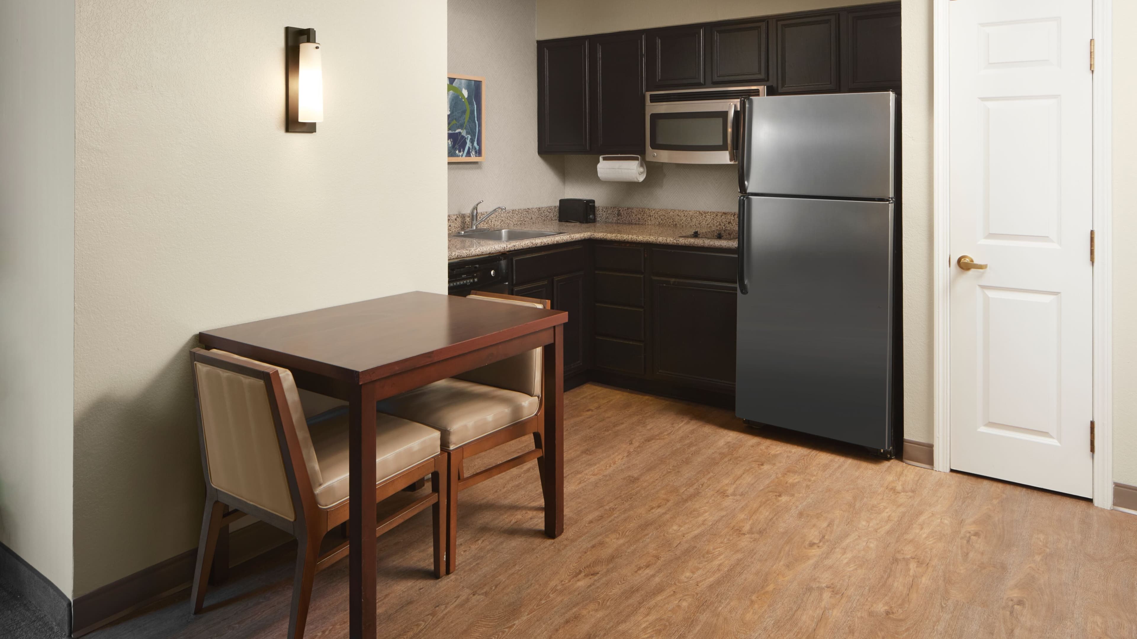 1 Bedroom Suite - Image 4