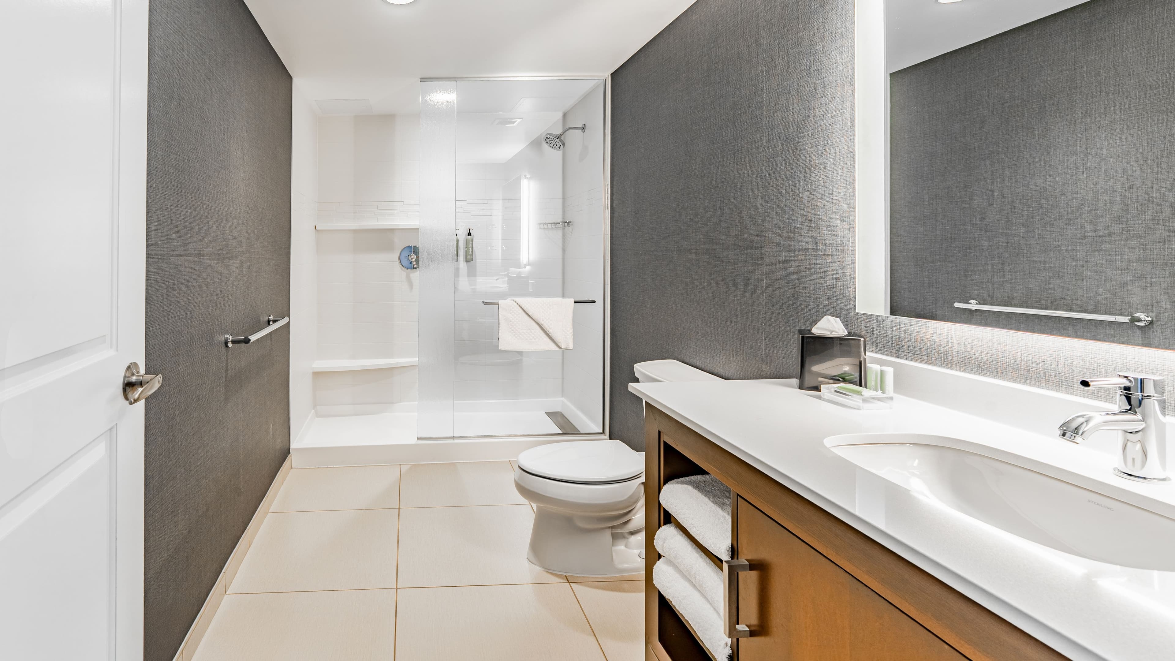 Residence Inn Calgary South — 4