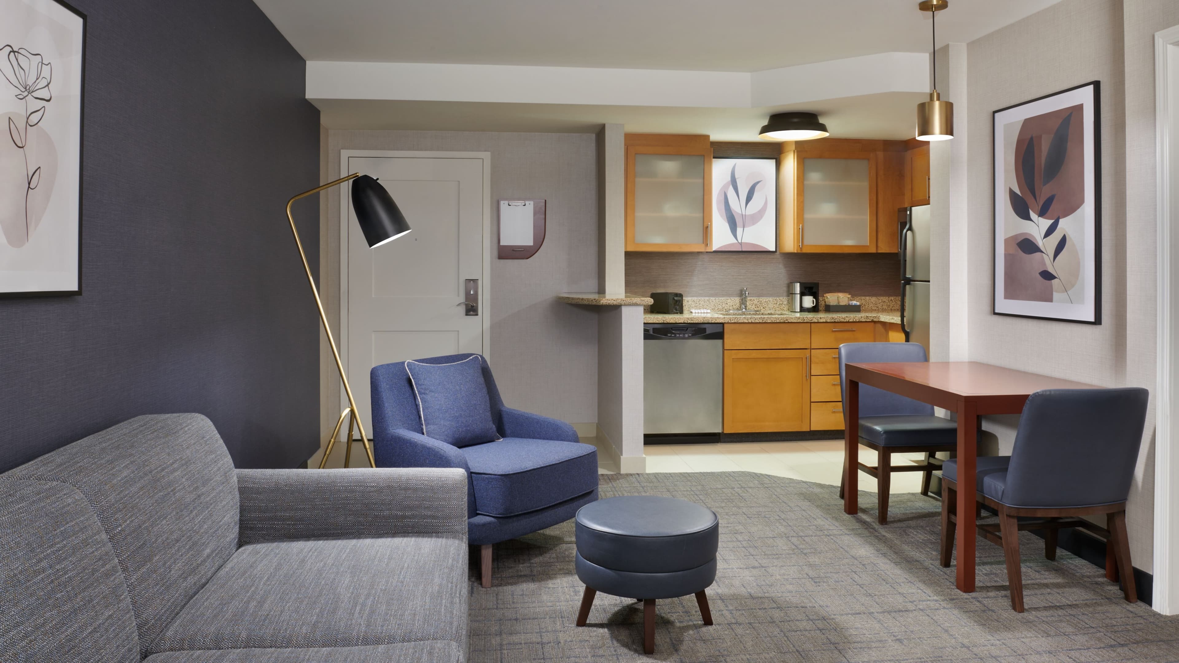 Residence Inn Calgary Airport — 7