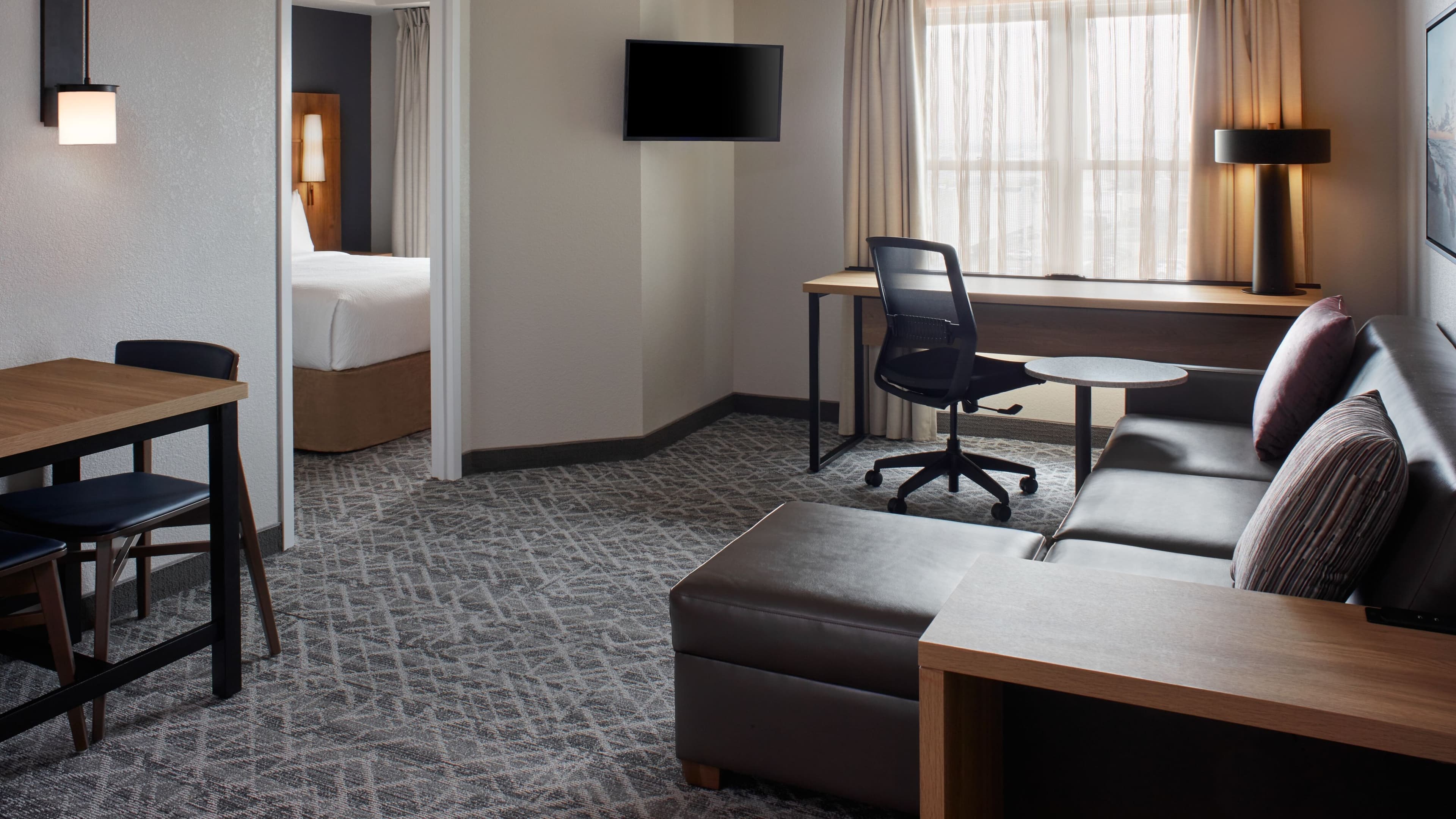 Residence Inn Mississauga-Airport Corporate Centre West - Image 2