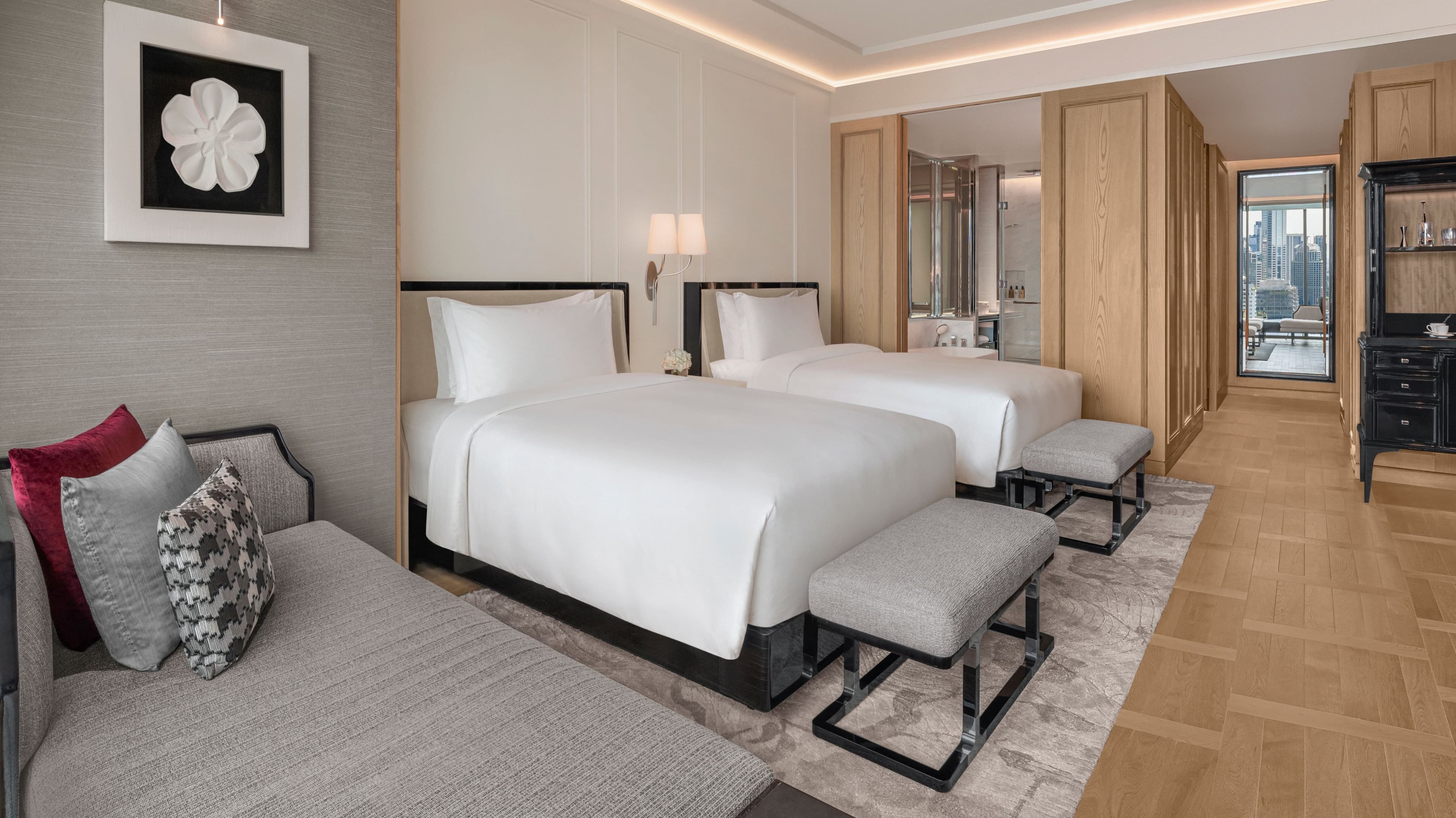 Holiday Inn Express Bangkok Siam — 10