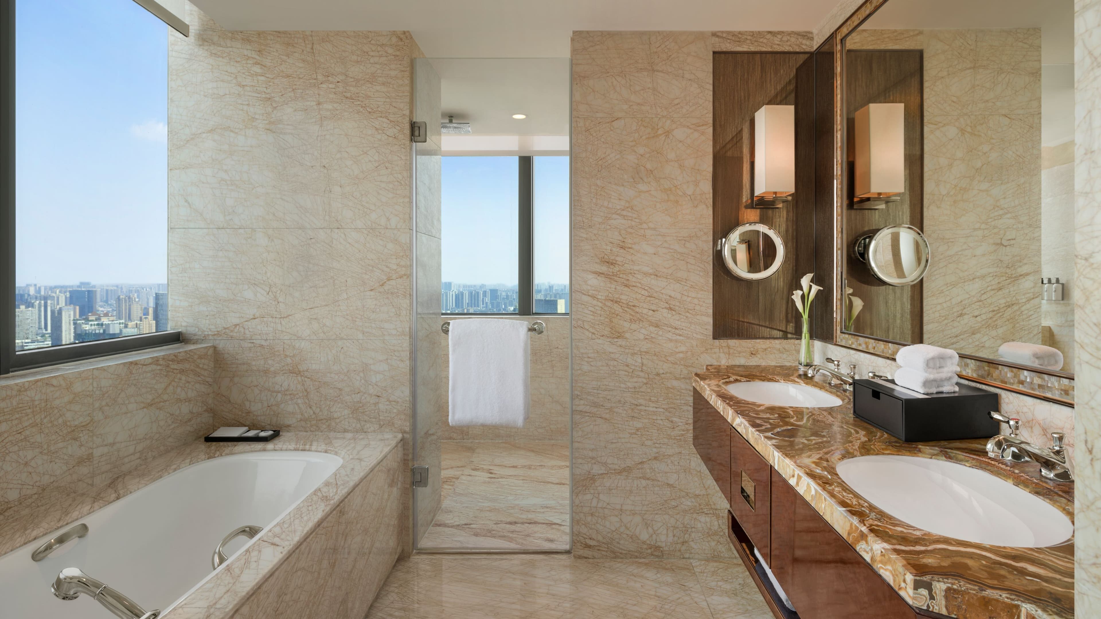 The Ritz-Carlton, Chengdu — 4