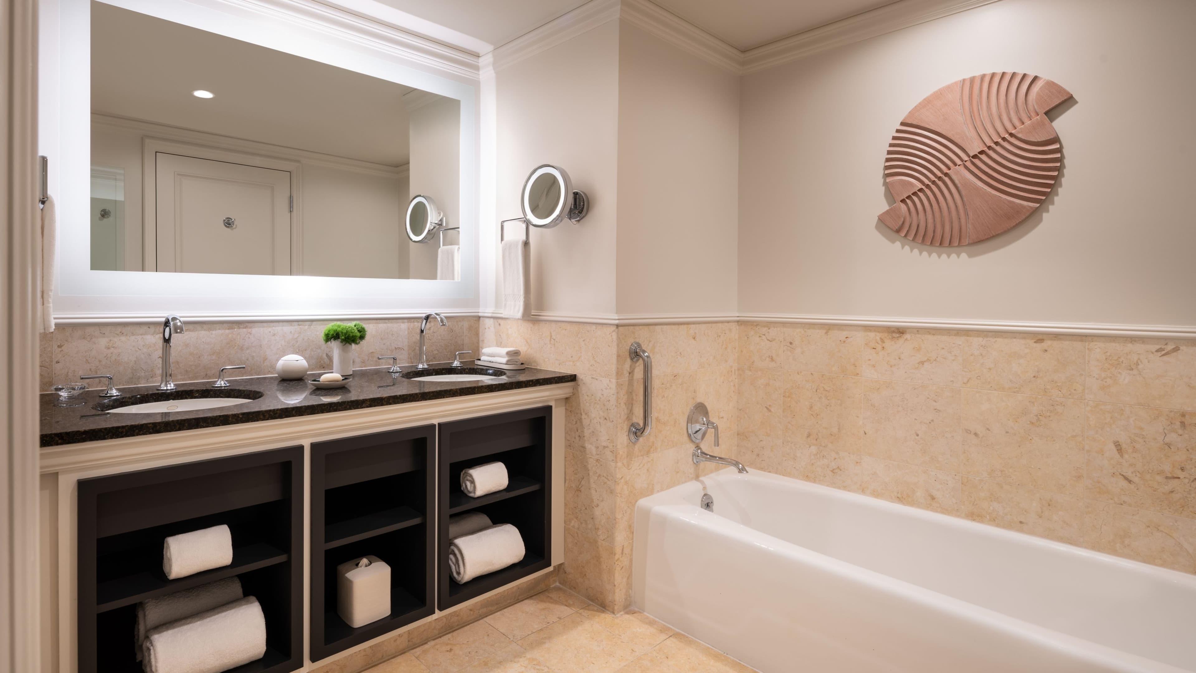 Harbour Suite - Image 3