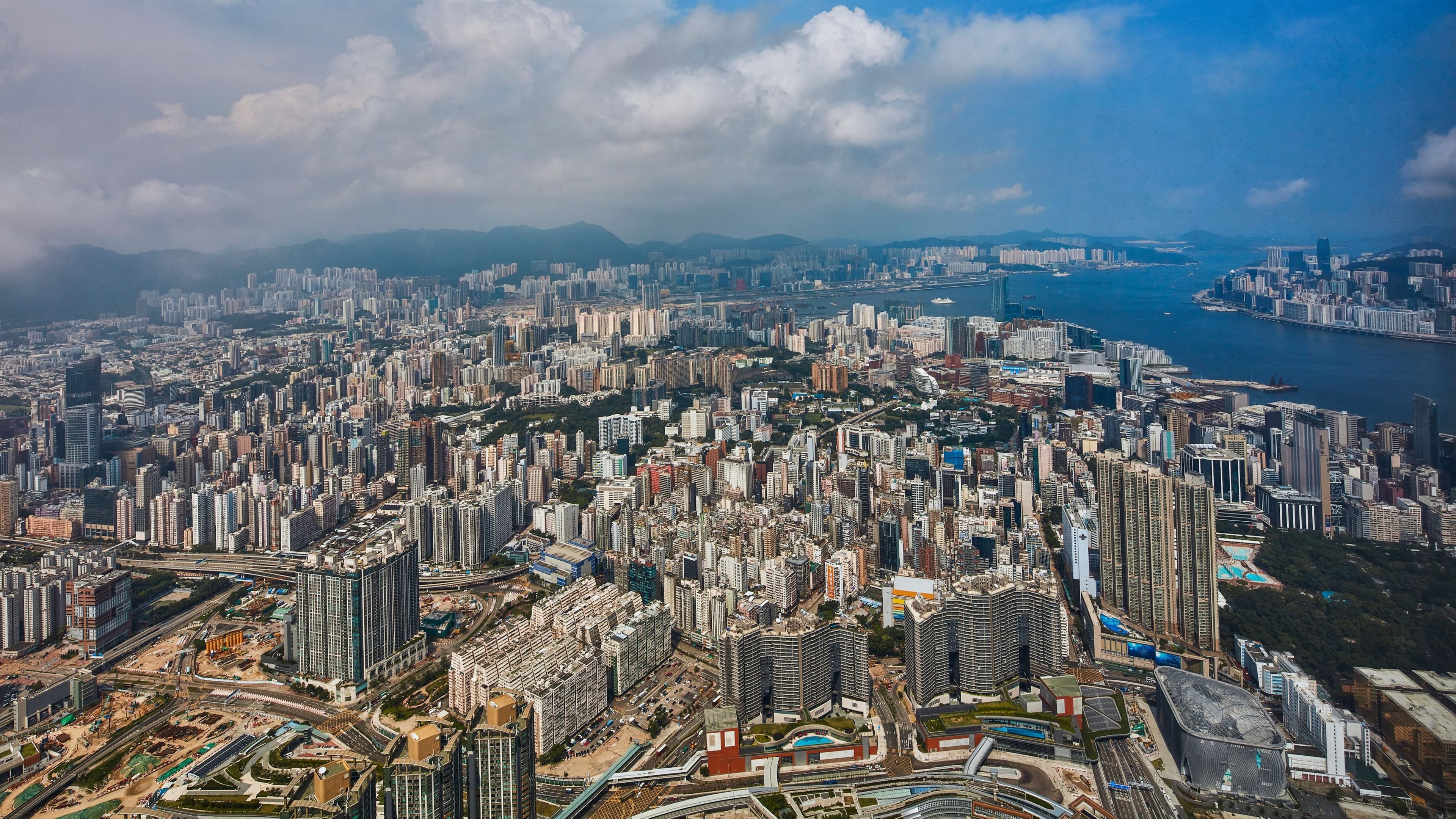 The Ritz-Carlton, Hong Kong — 11