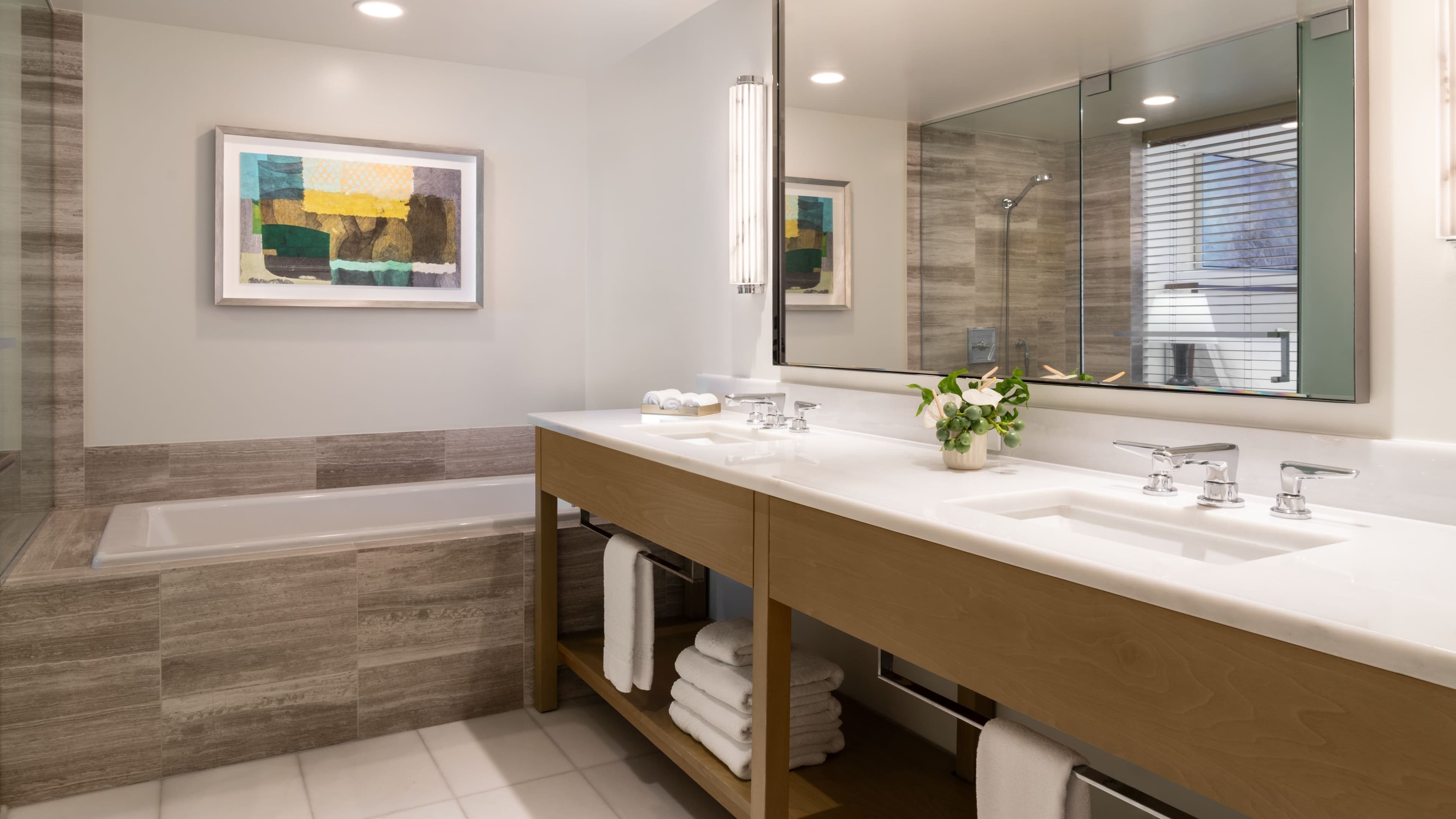 The Ritz-Carlton Residences, Waikiki Beach — 6
