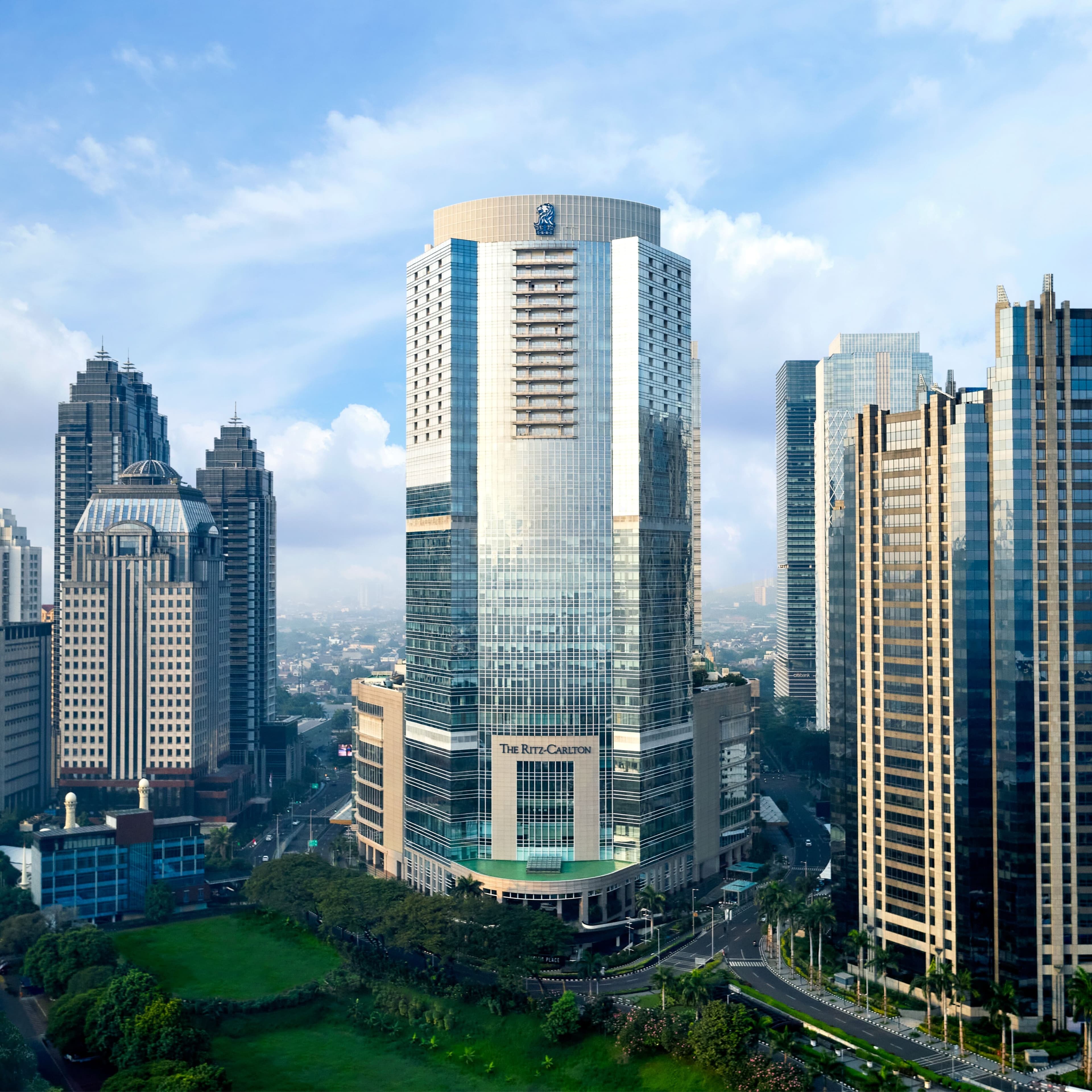 The Ritz-Carlton Jakarta, Pacific Place - Image 1
