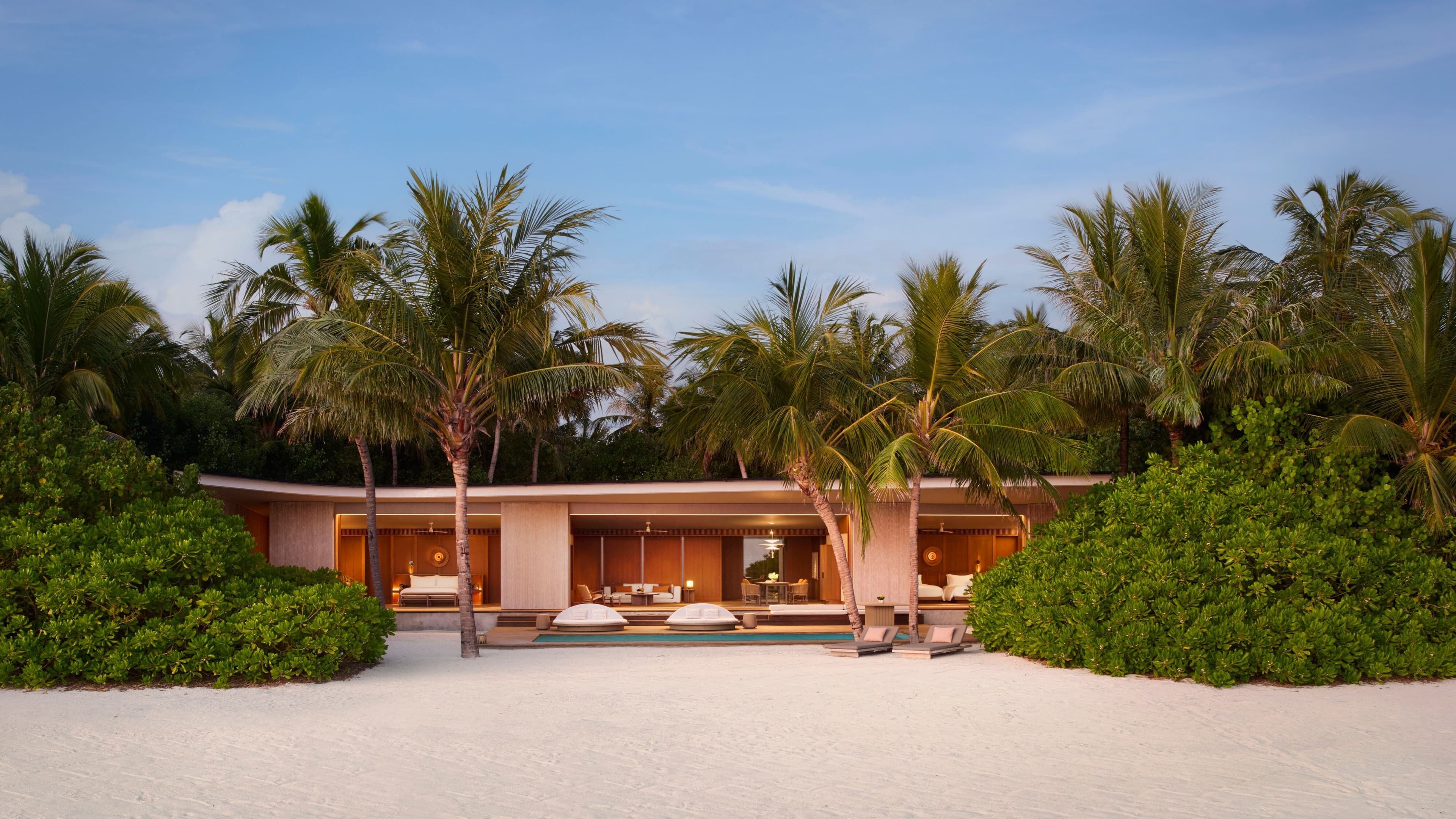 The Ritz-Carlton Maldives, Fari Islands — 41