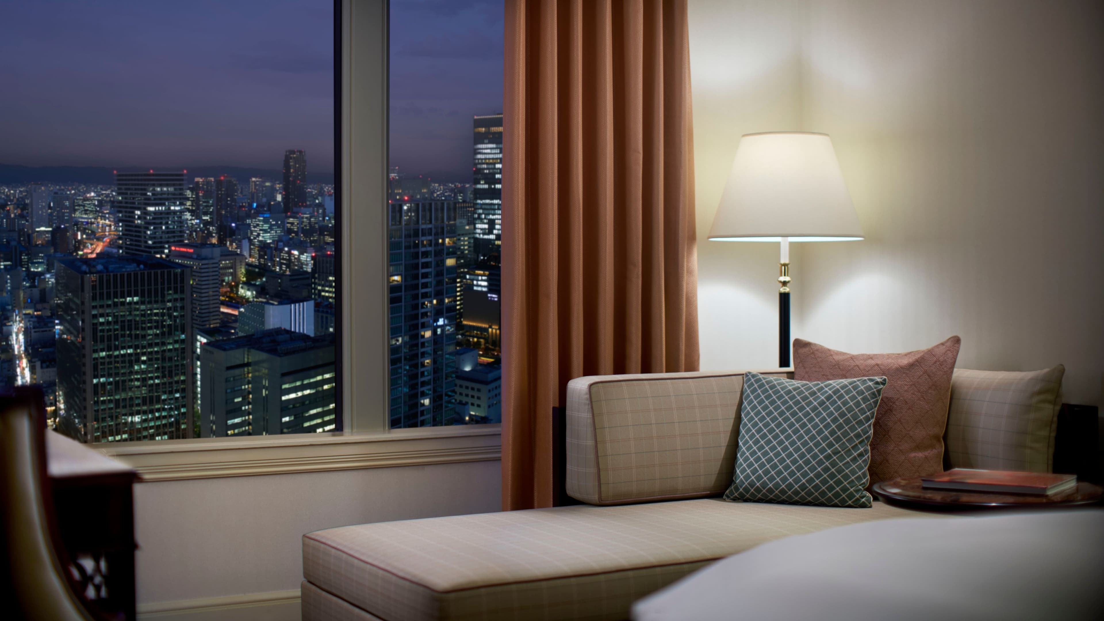 The Ritz-Carlton, Osaka - Image 4