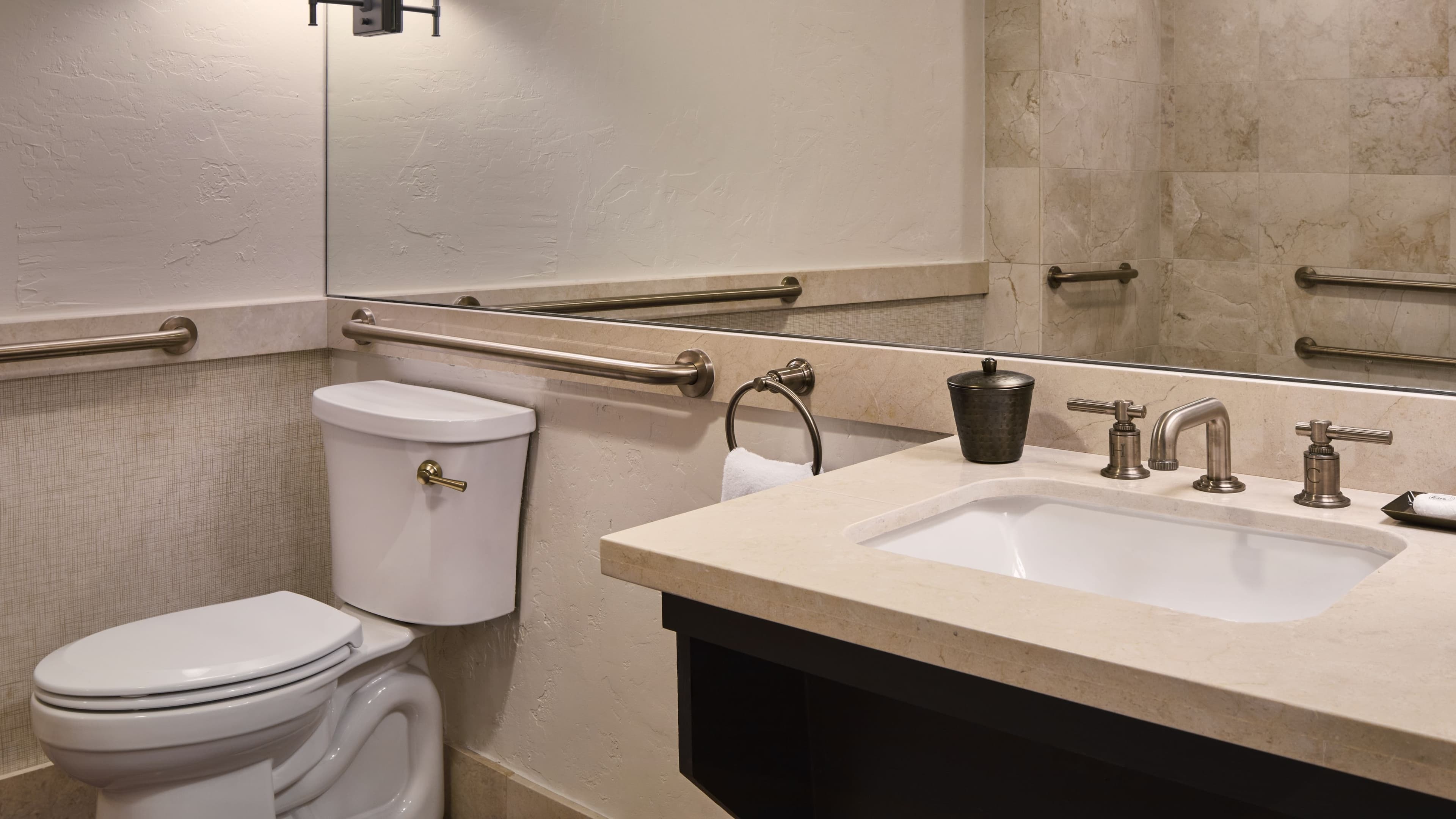 Resort View Guest Room - Image 8