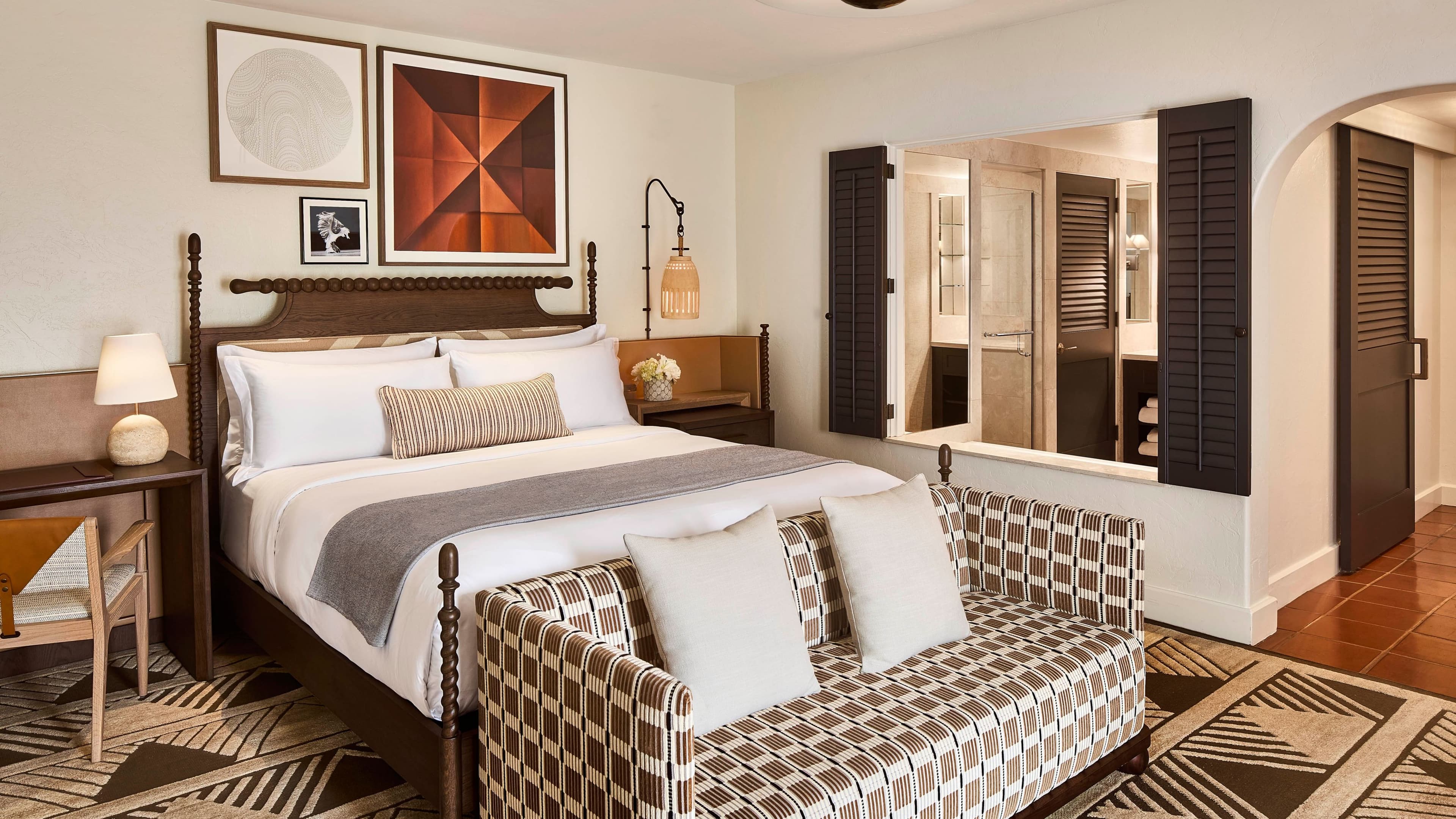 1 Bedroom Suite - Image 3