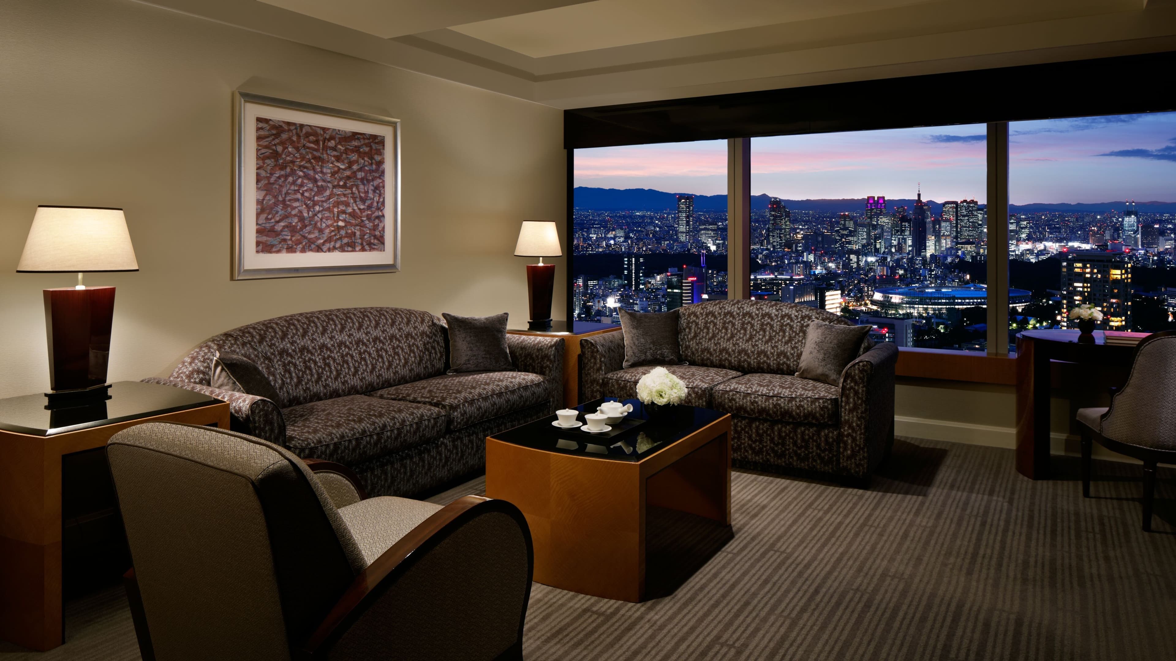The Ritz-Carlton, Tokyo - Image 2