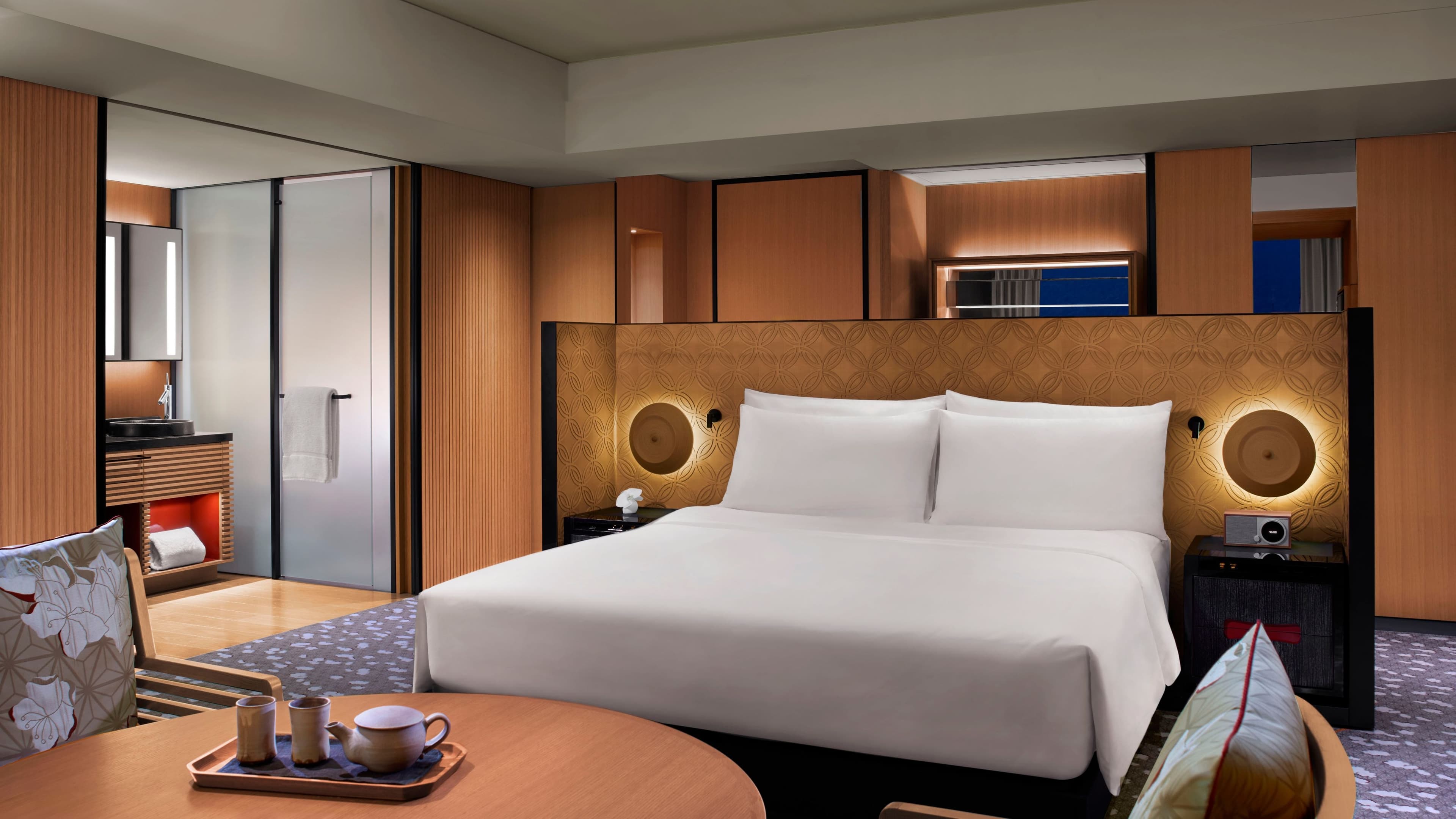 Deluxe Kyoto - Image 1