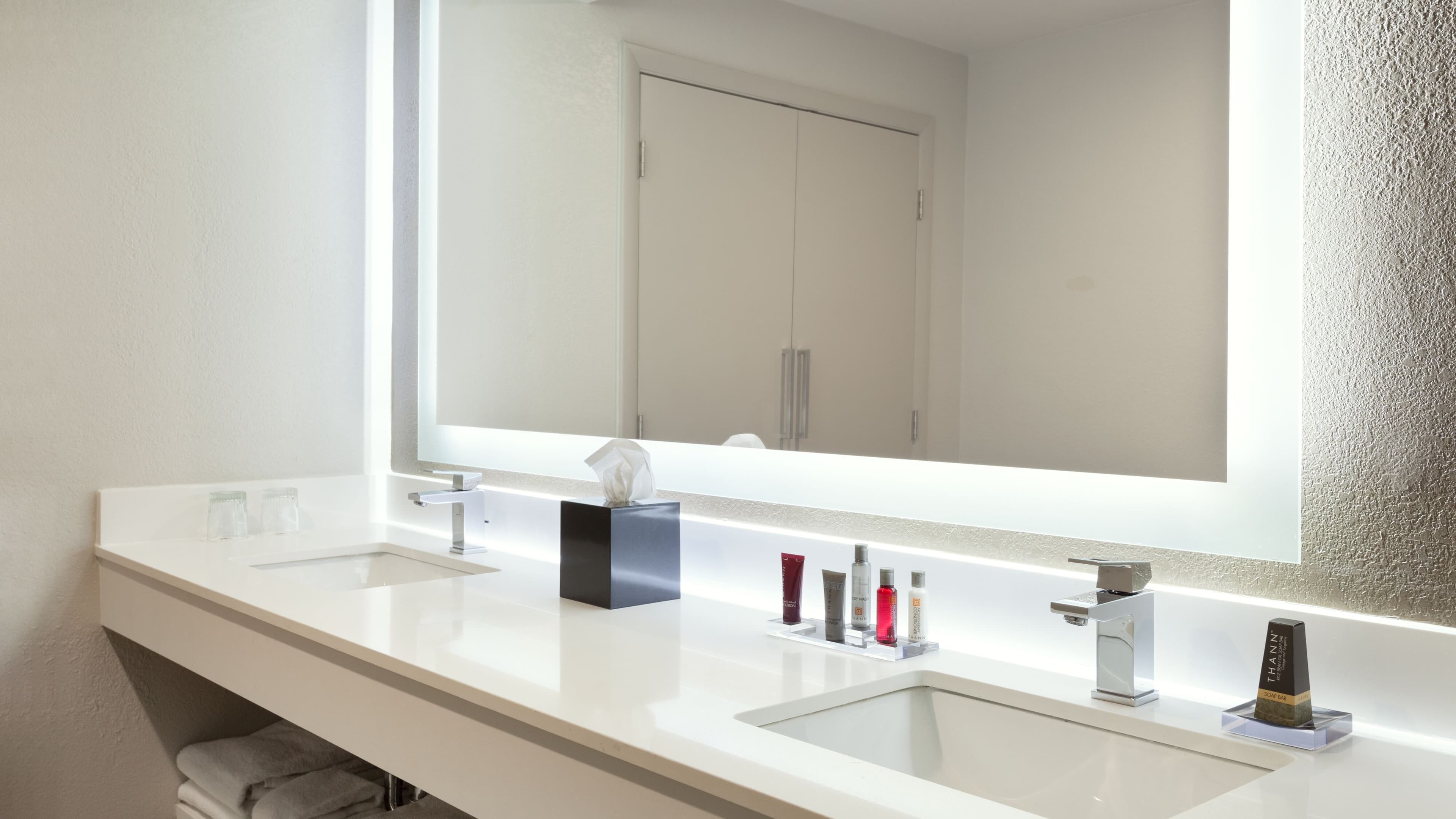 Marriott Savannah Riverfront - Image 5