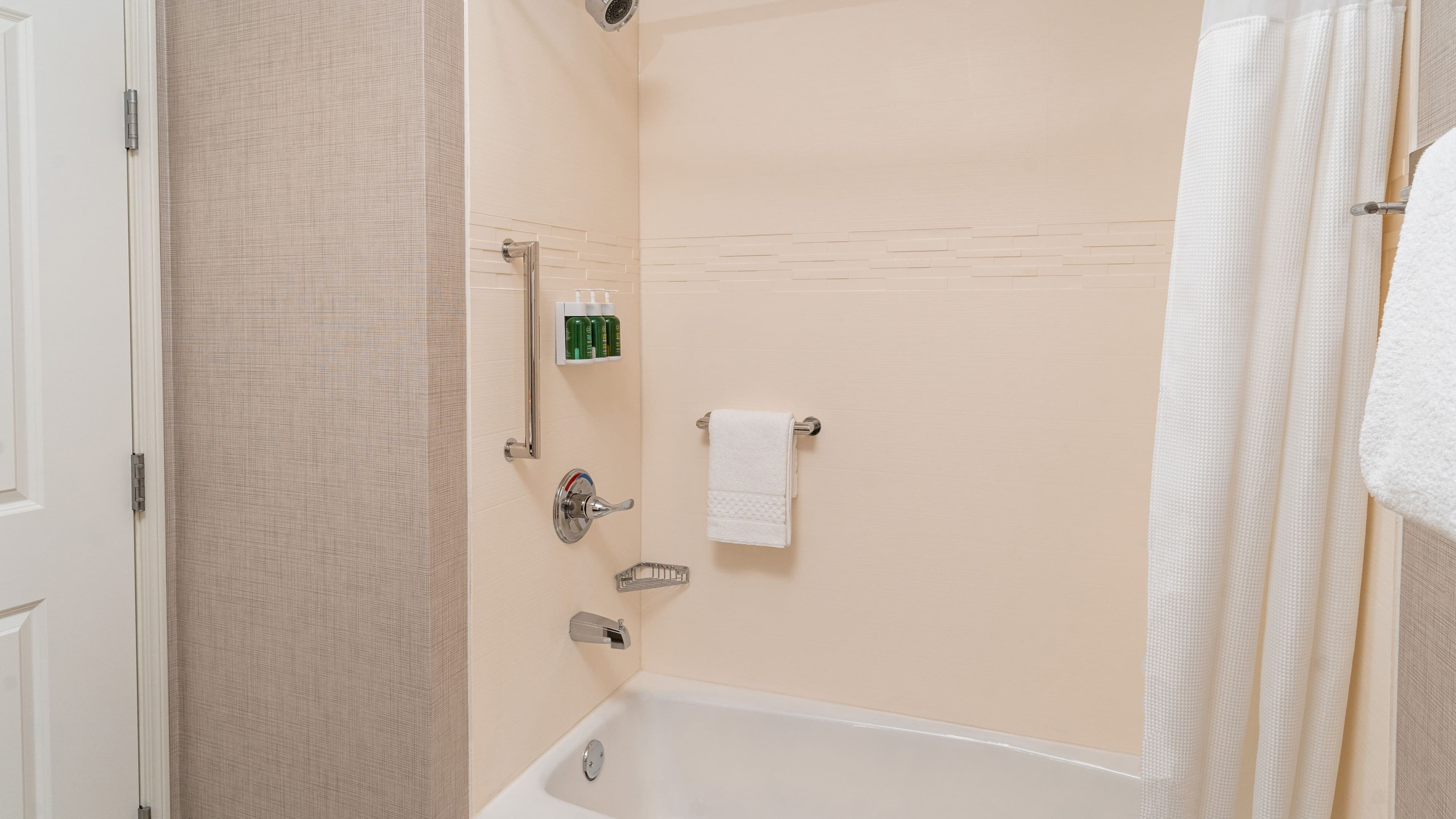Studio Suite - Image 8