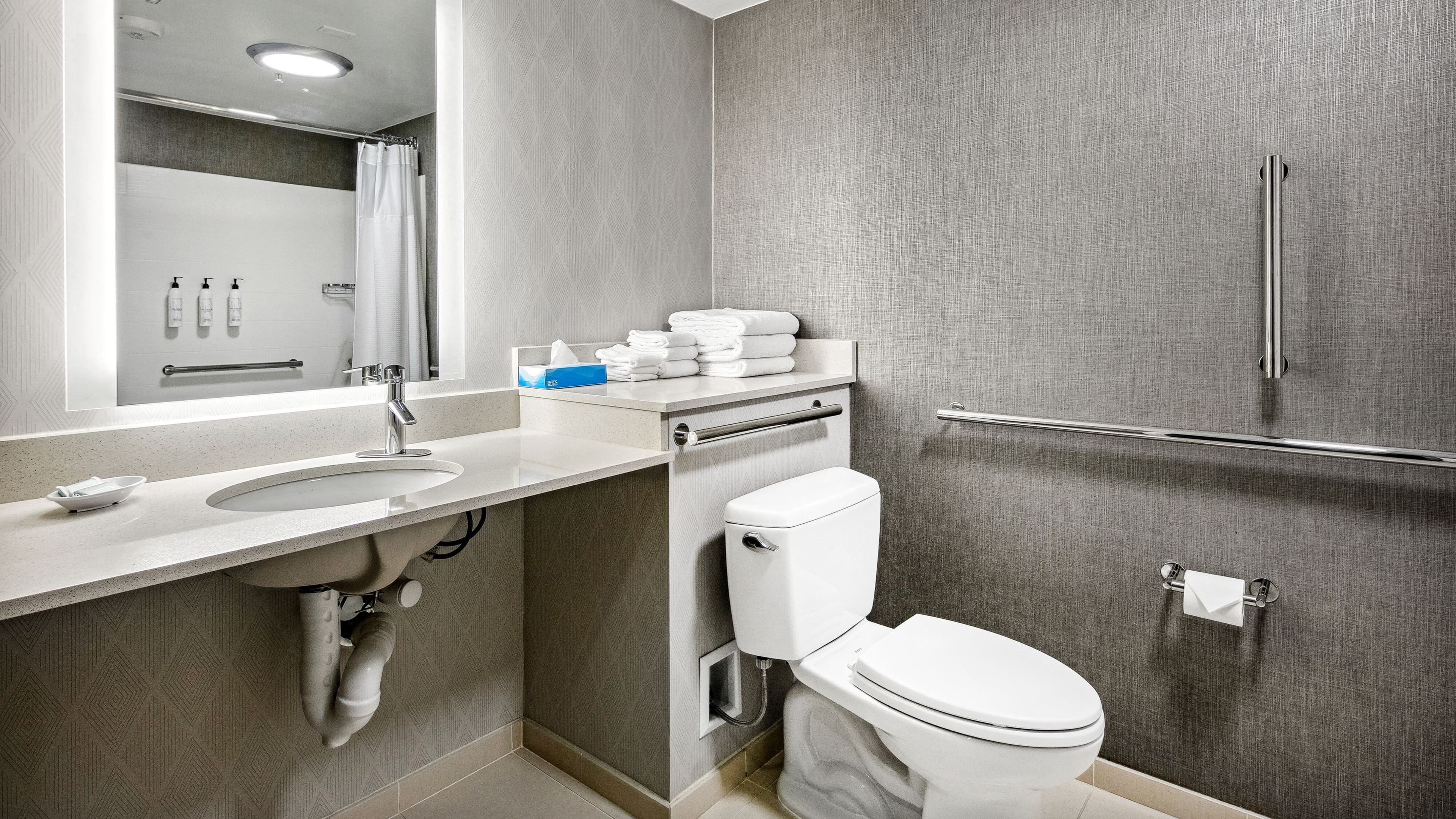 Suite - Image 7