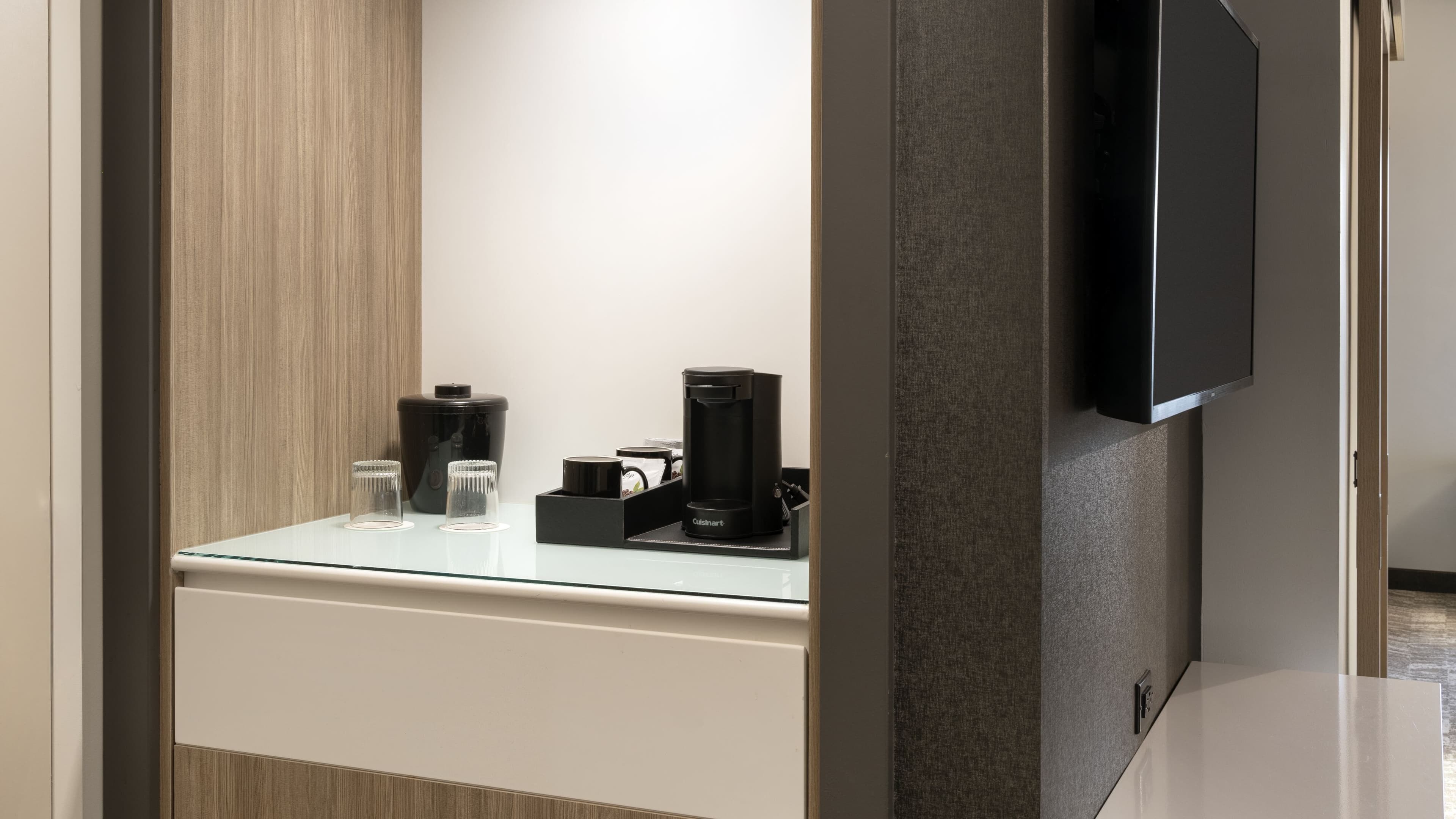 King Suite - Image 7