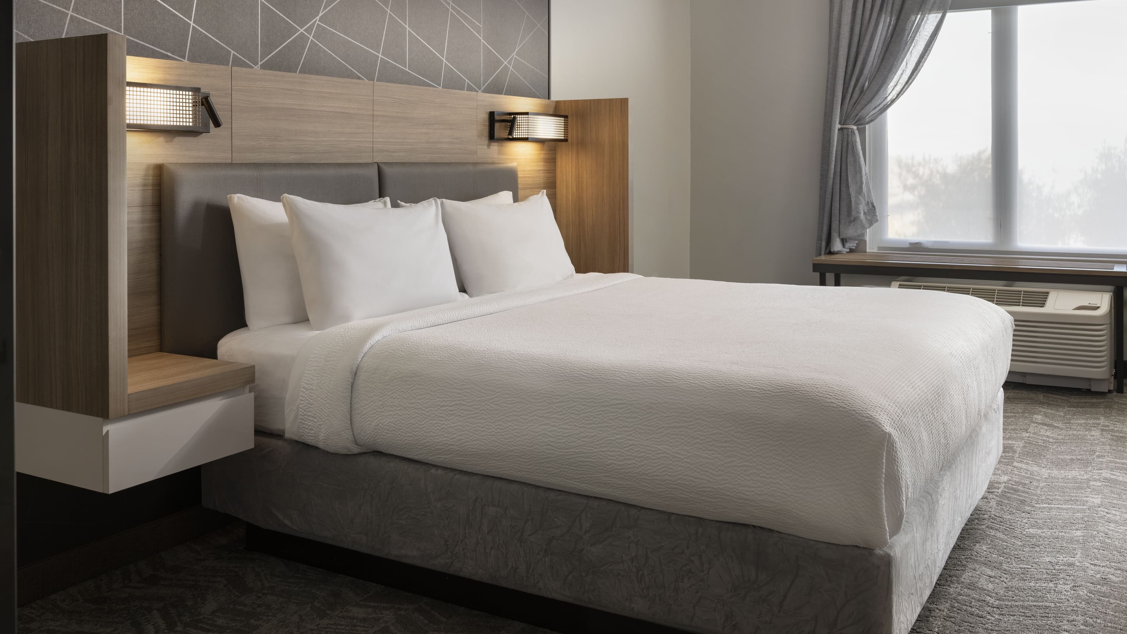 SpringHill Suites Auburn - Image 3