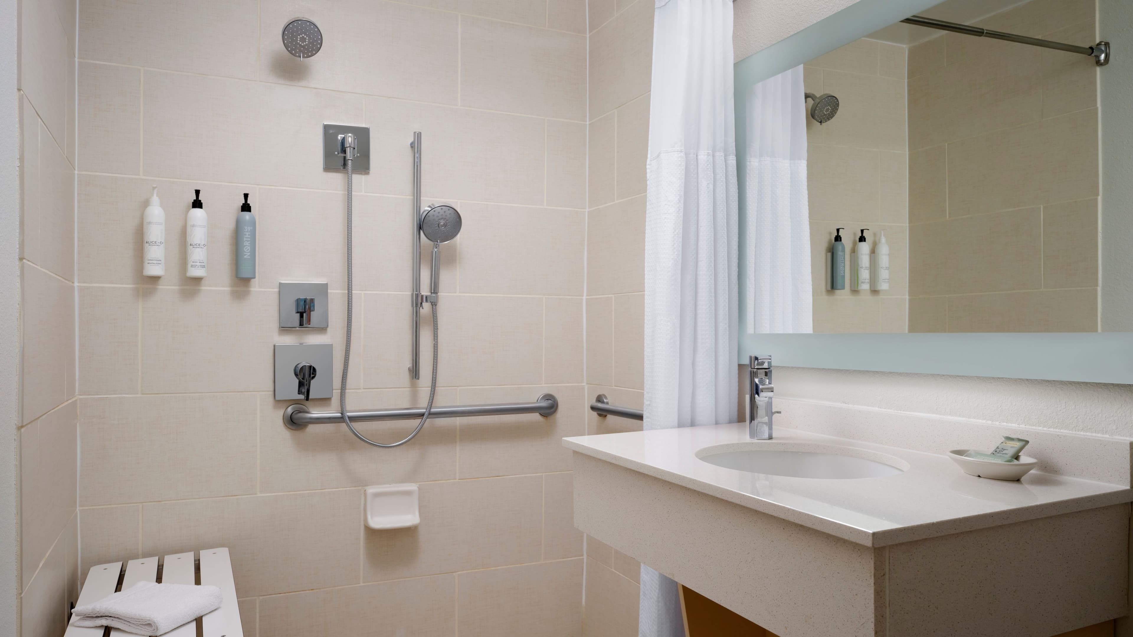 Suite - Image 5