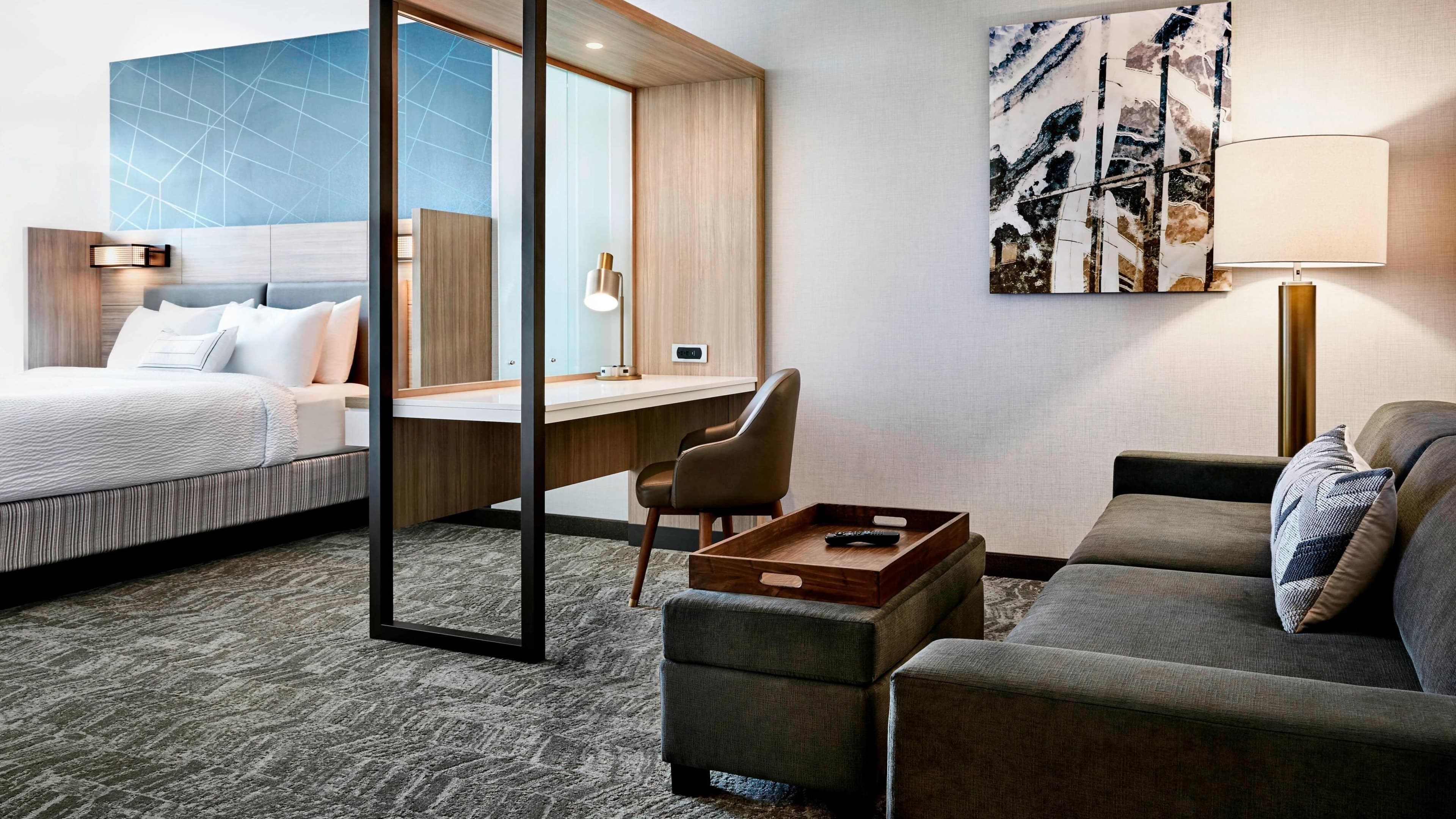 SpringHill Suites Hartford Cromwell - Image 2