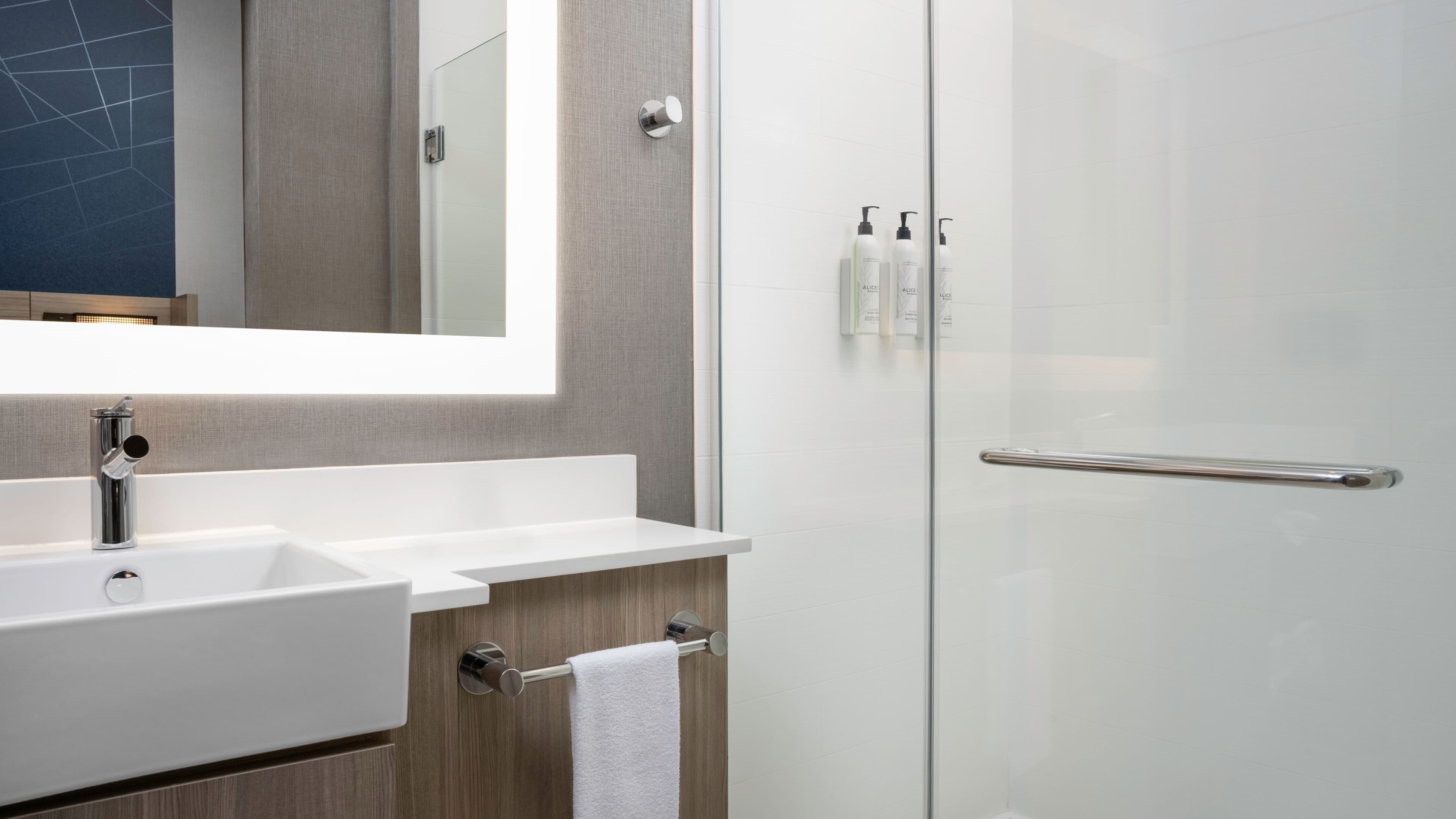 Suite - Image 5