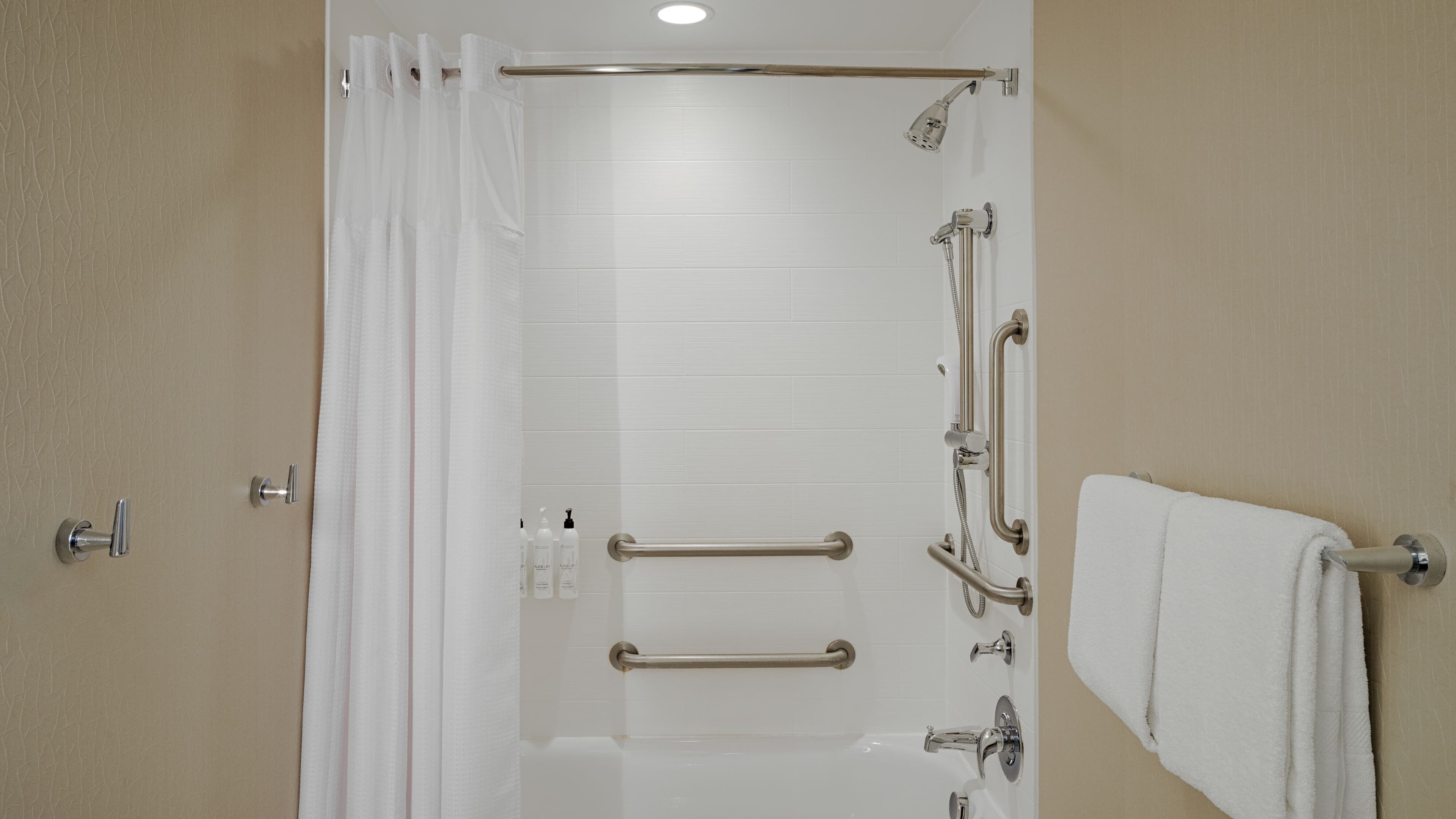 SpringHill Suites Bloomington — 13