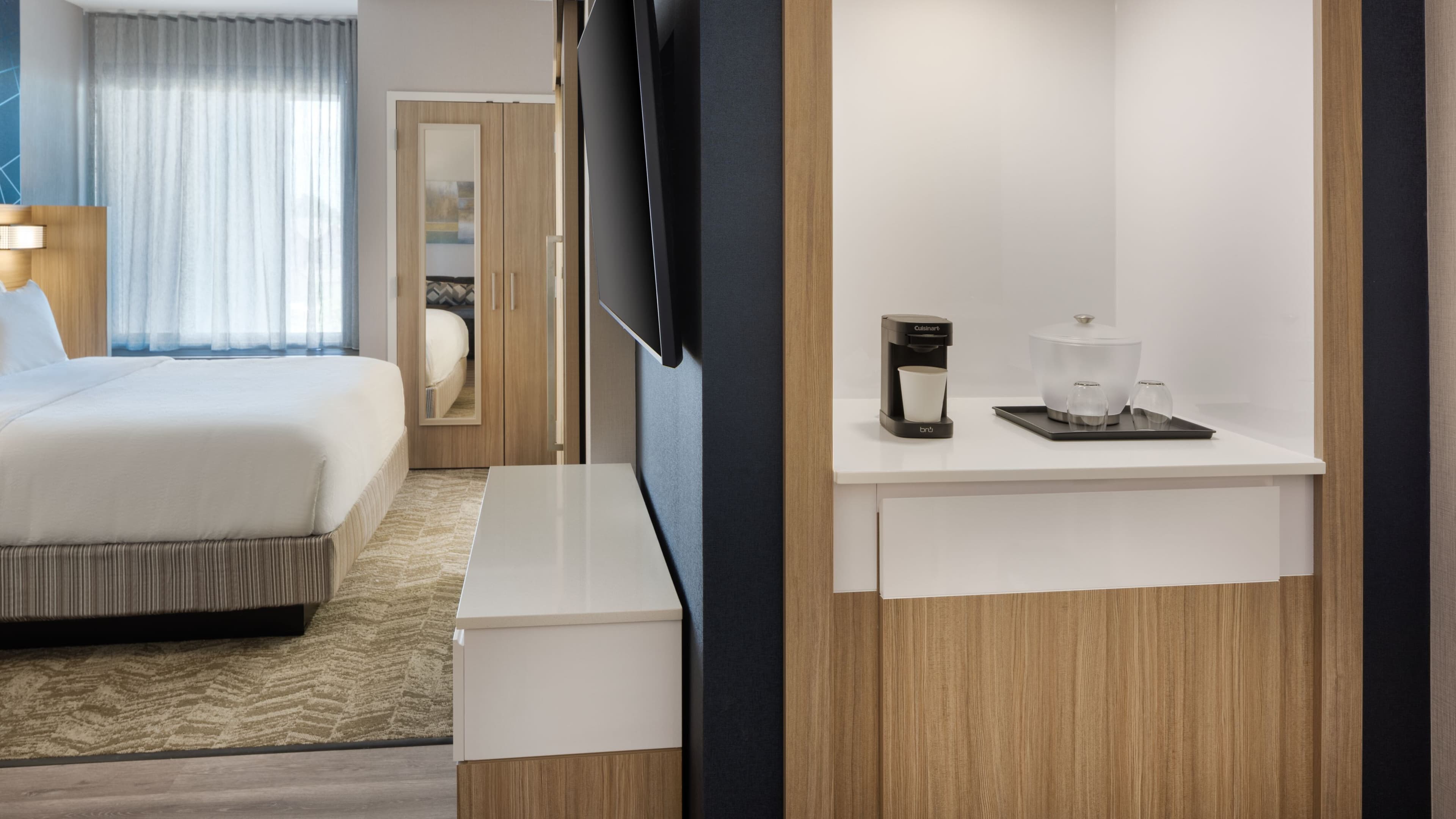 Suite - Image 4