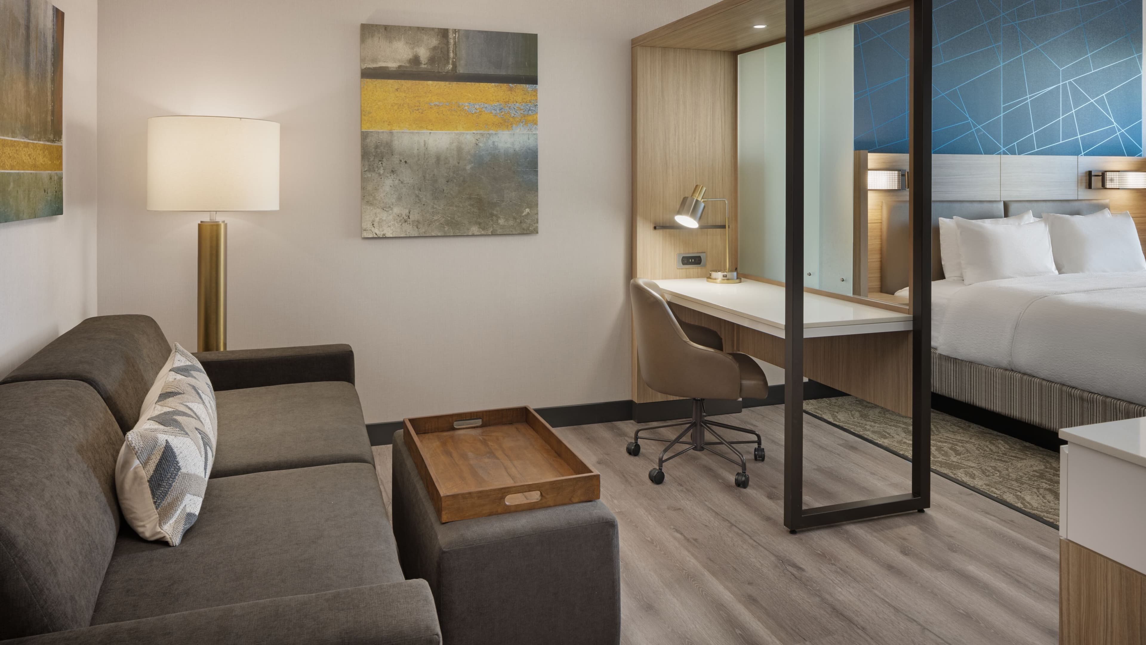 Suite - Image 2