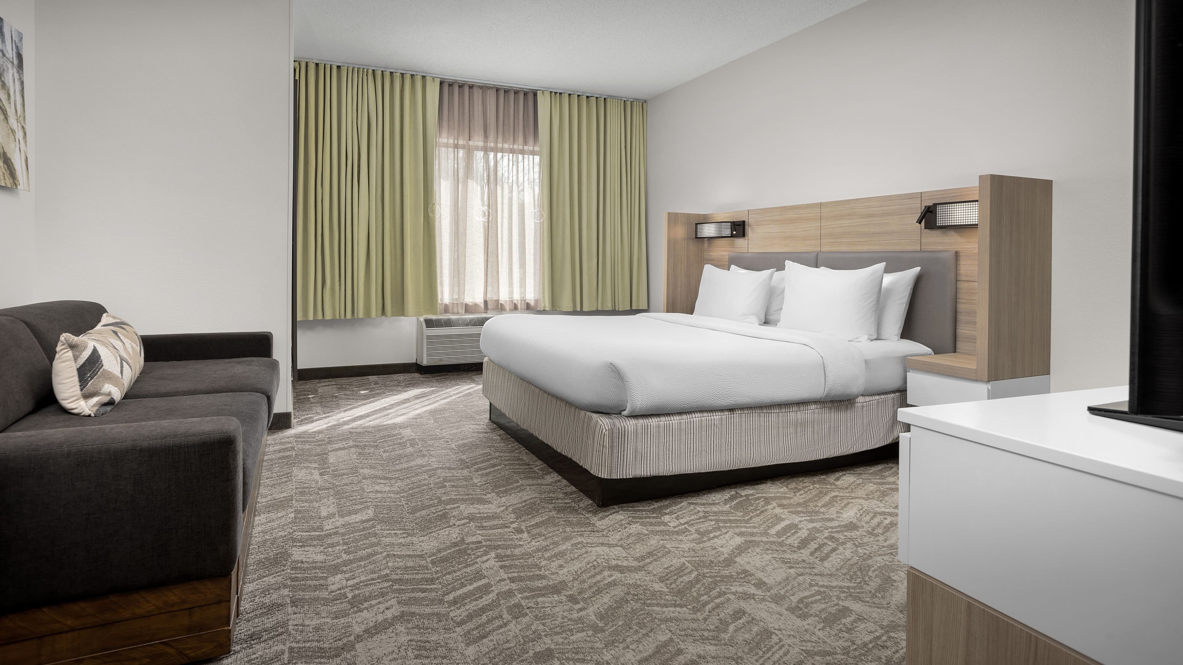SpringHill Suites Boston Peabody - Image 2