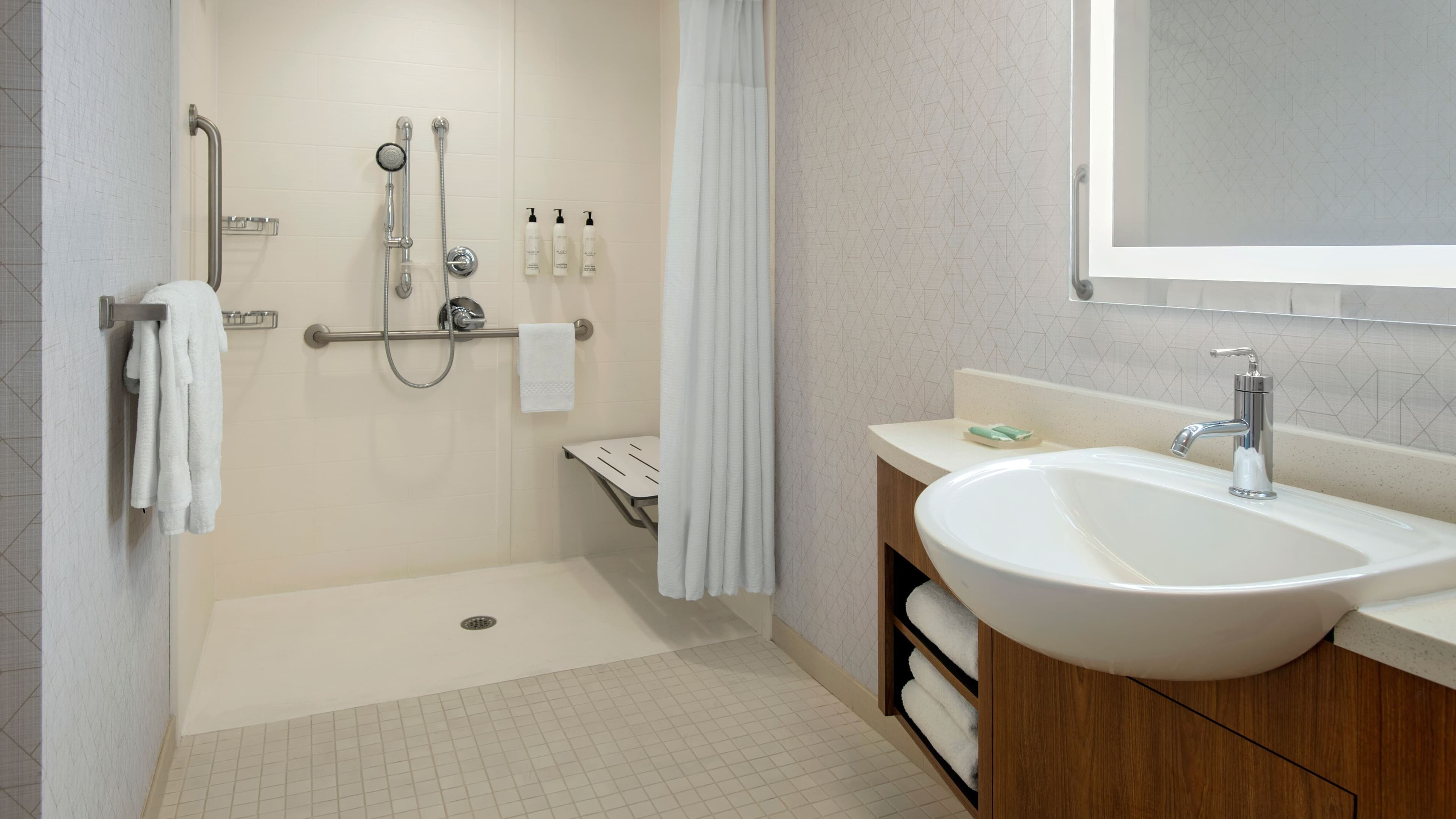 SpringHill Suites Buffalo Airport — 2