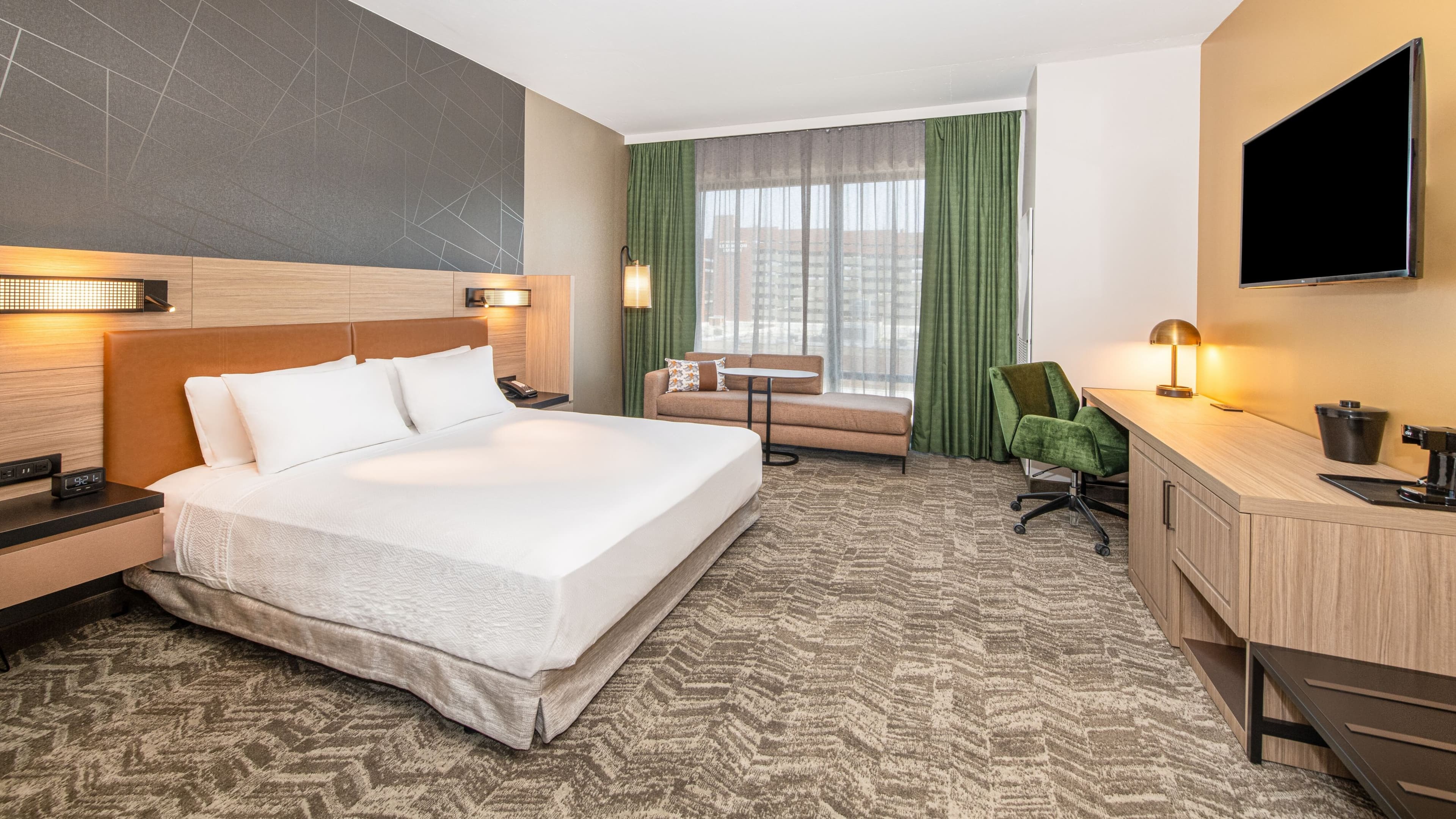 SpringHill Suites Baltimore Downtown Convention Center Area — 6