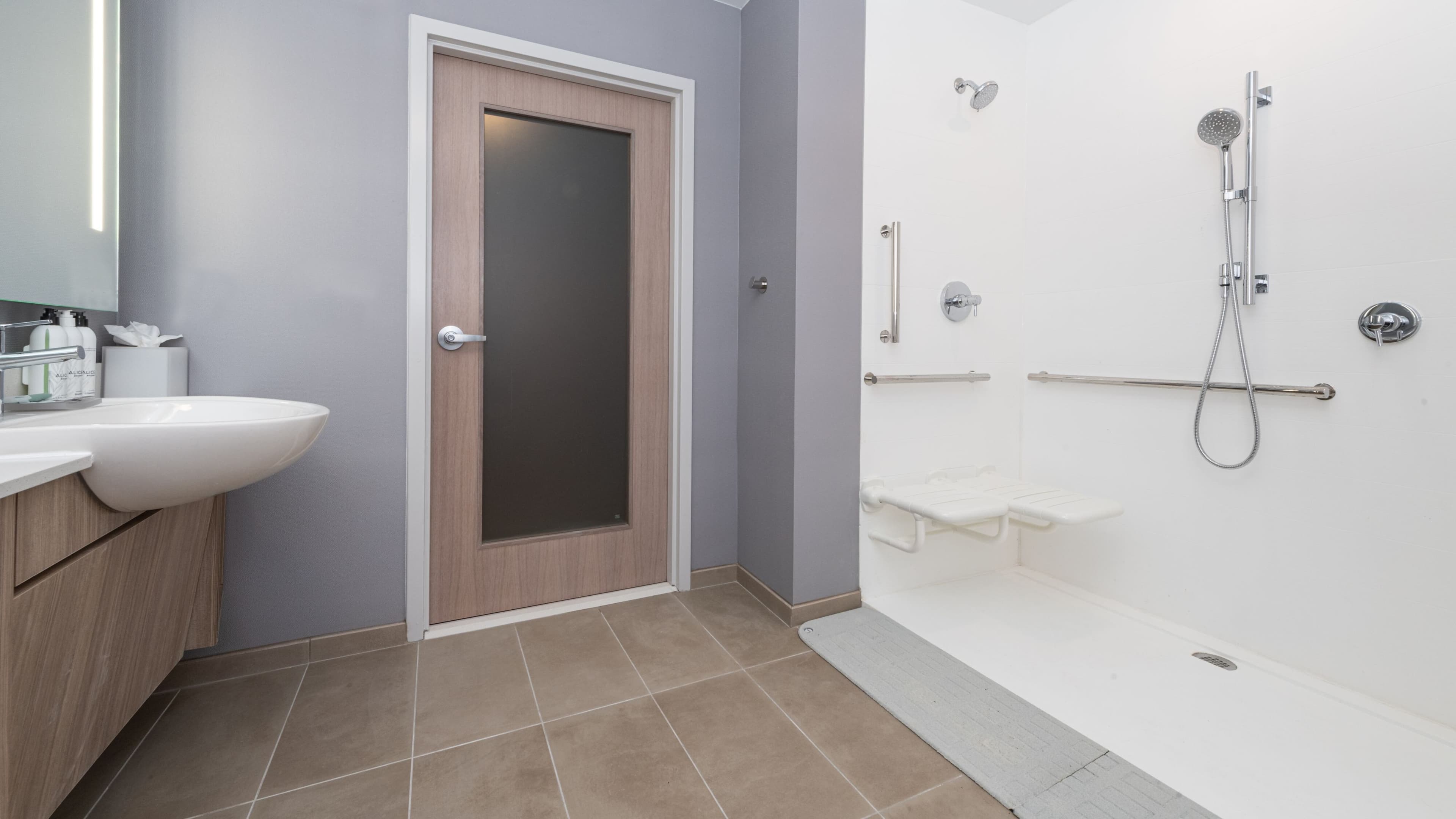 SpringHill Suites Baltimore Downtown Convention Center Area — 8