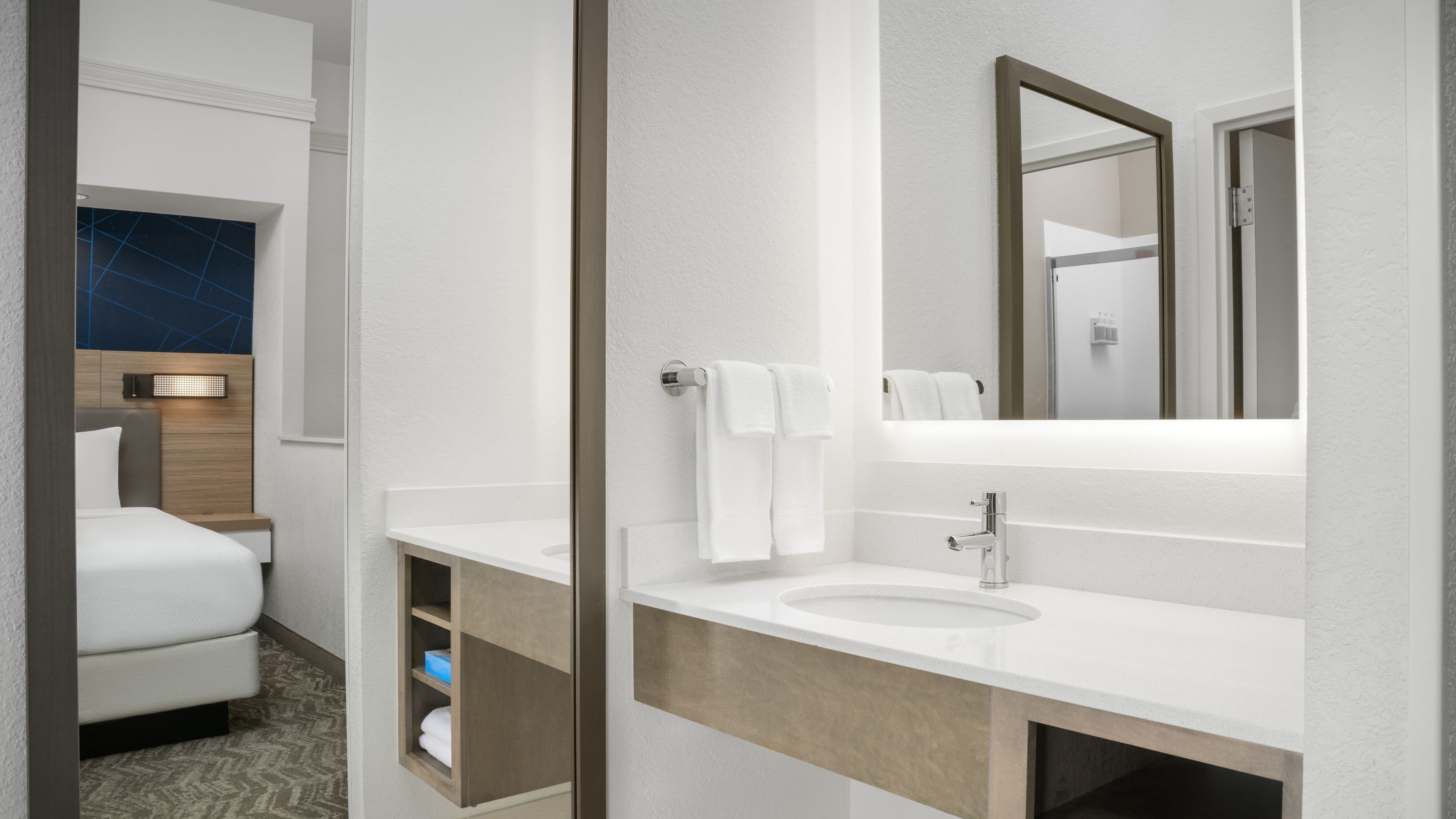 SpringHill Suites Annapolis - Image 5
