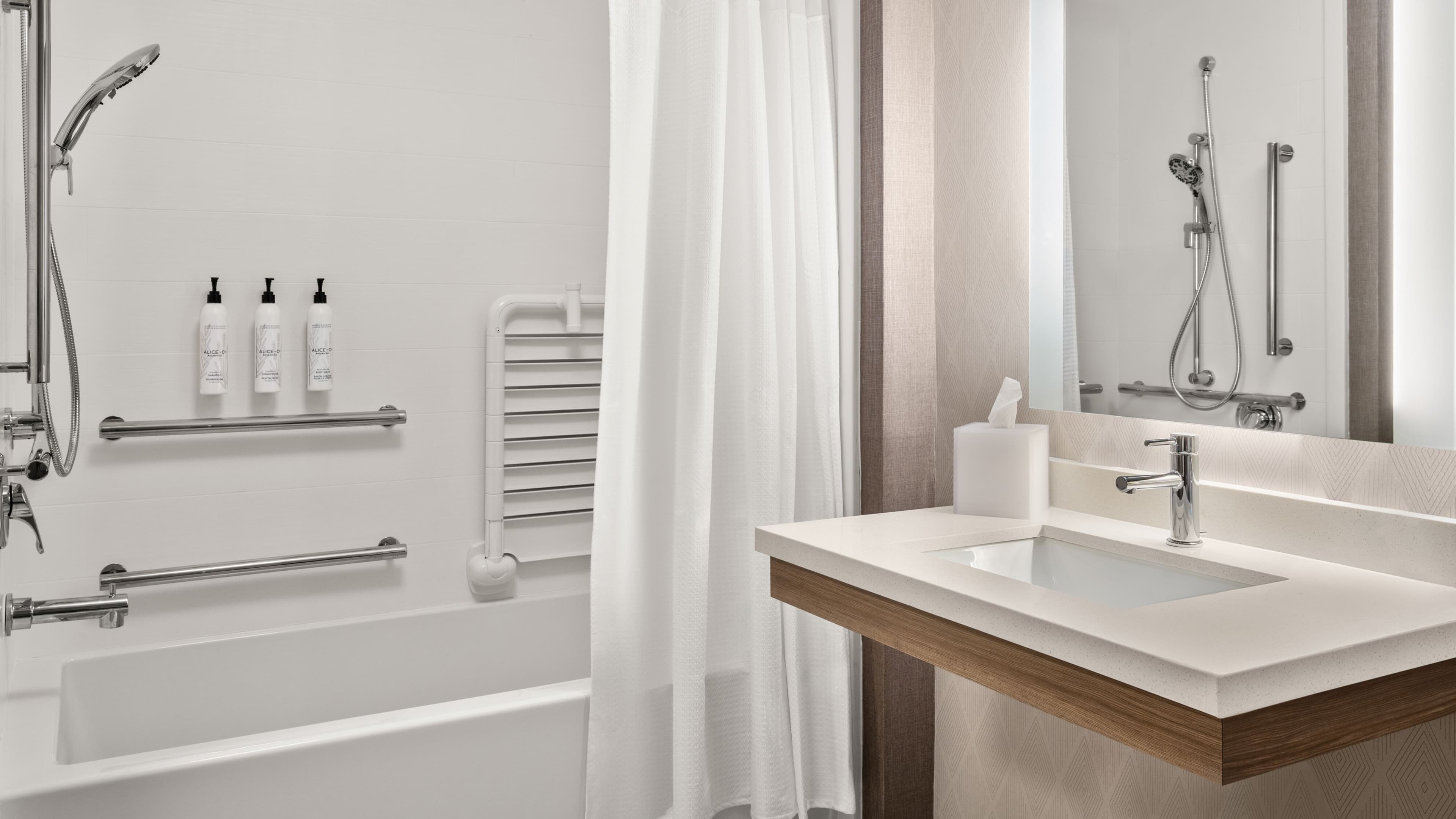 Suite - Image 5