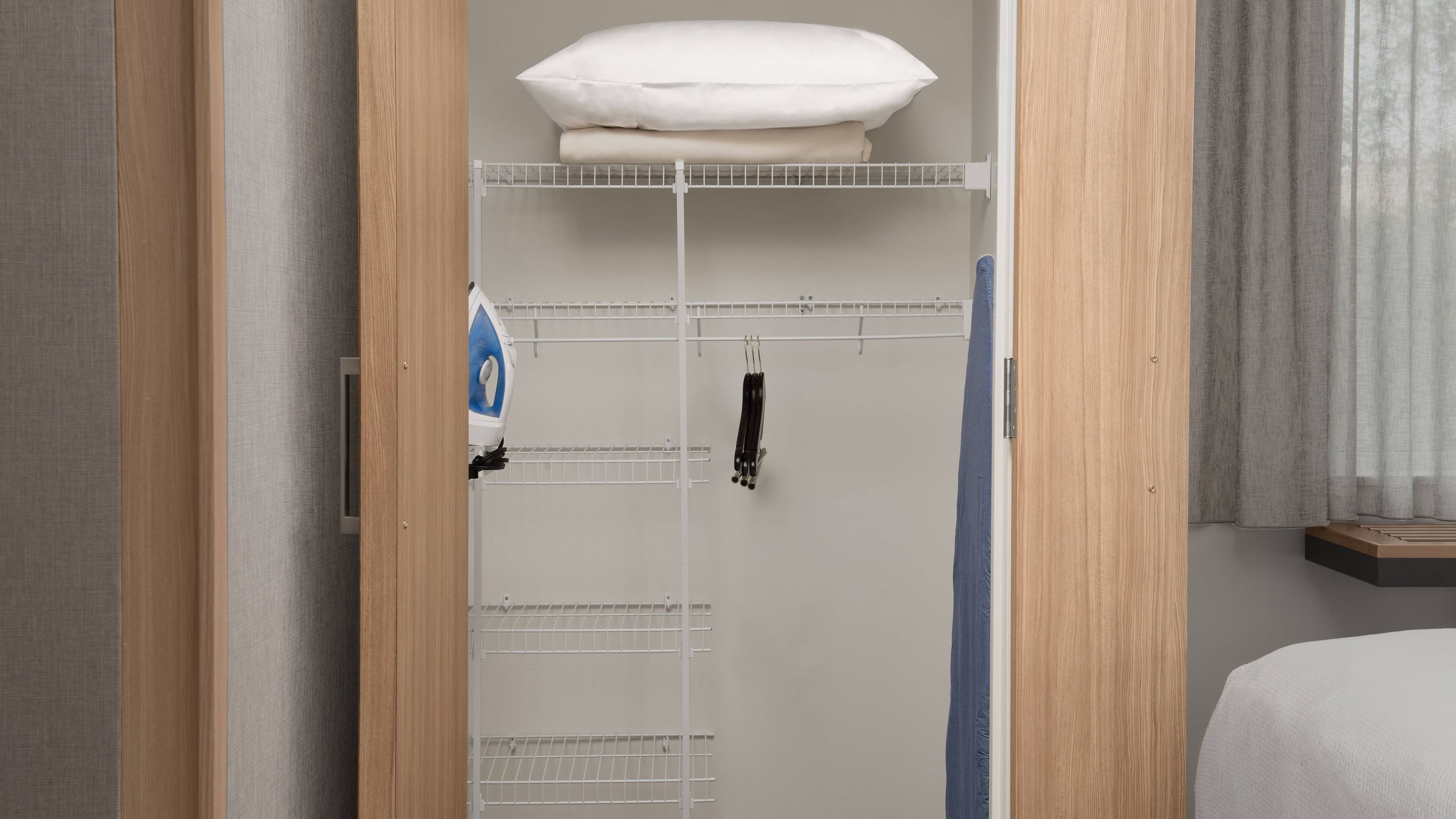 Studio Suite - Image 12