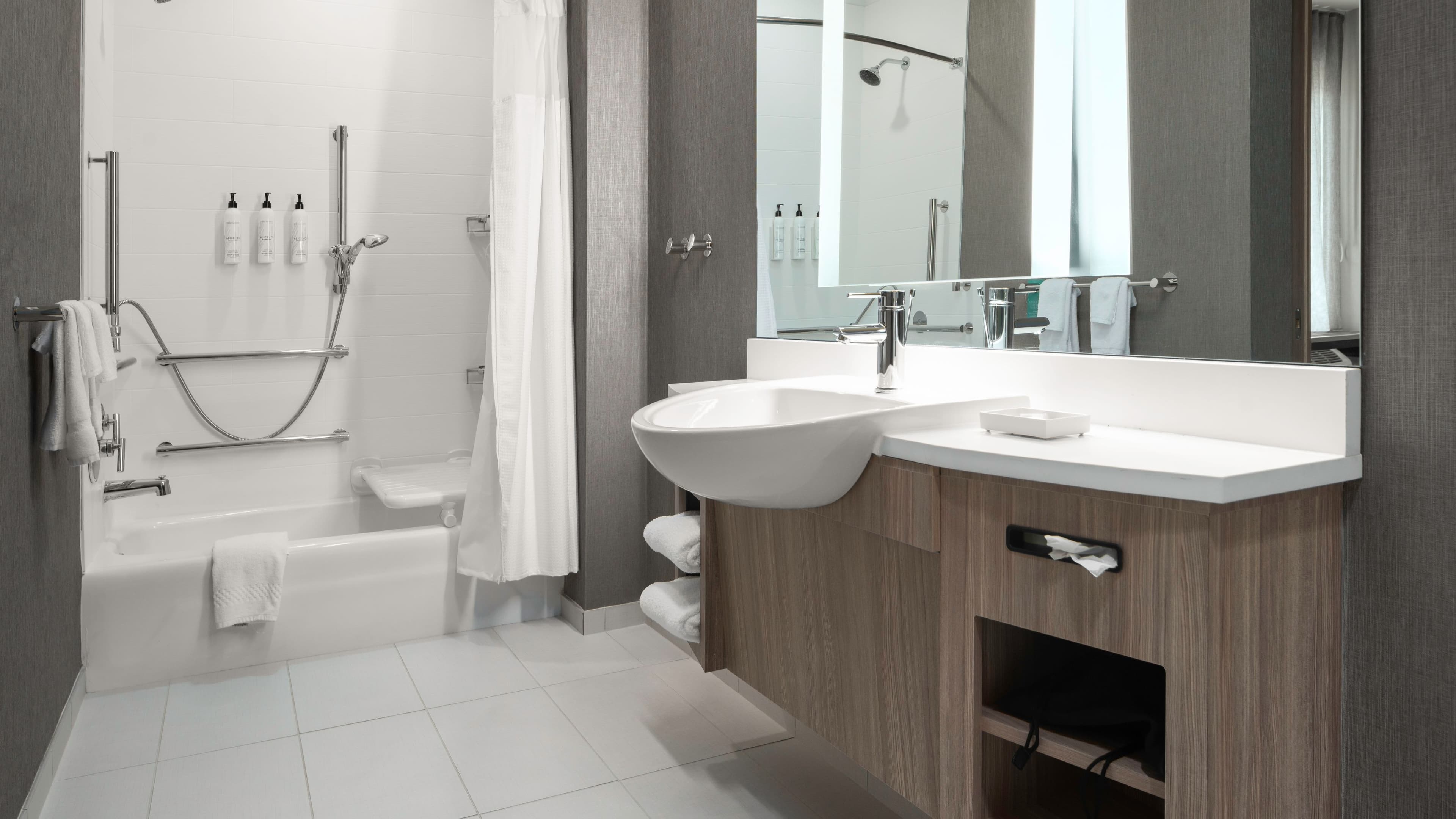 Suite - Image 3