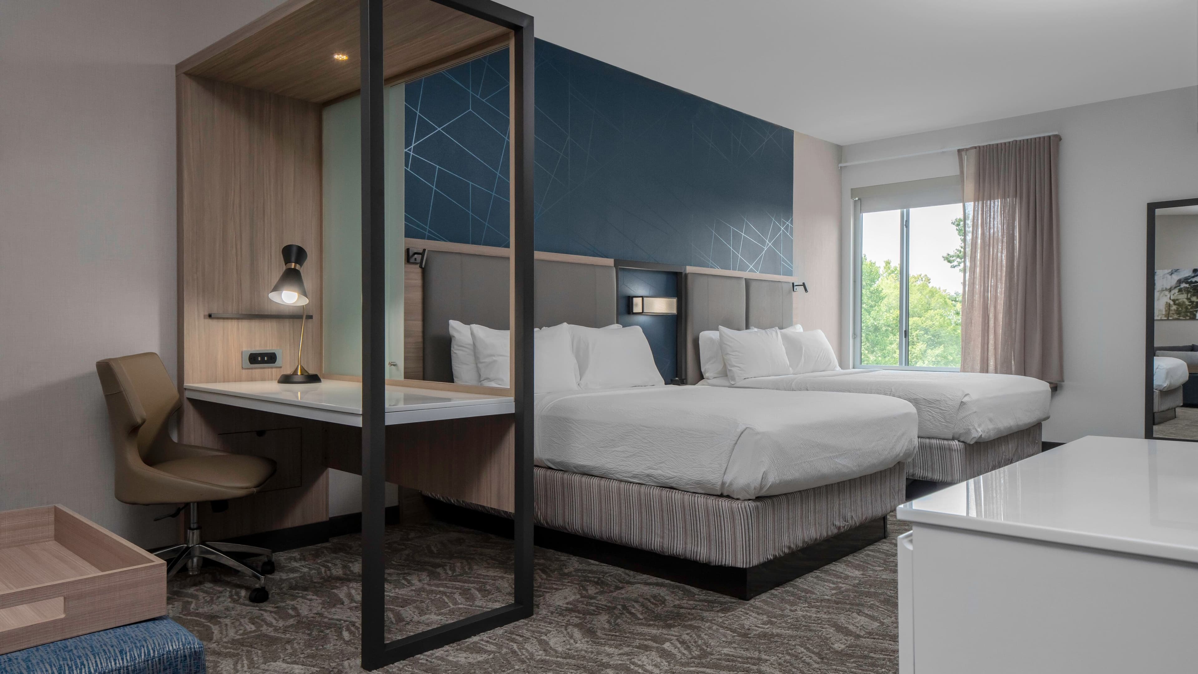 SpringHill Suites Charlotte Huntersville - Image 5