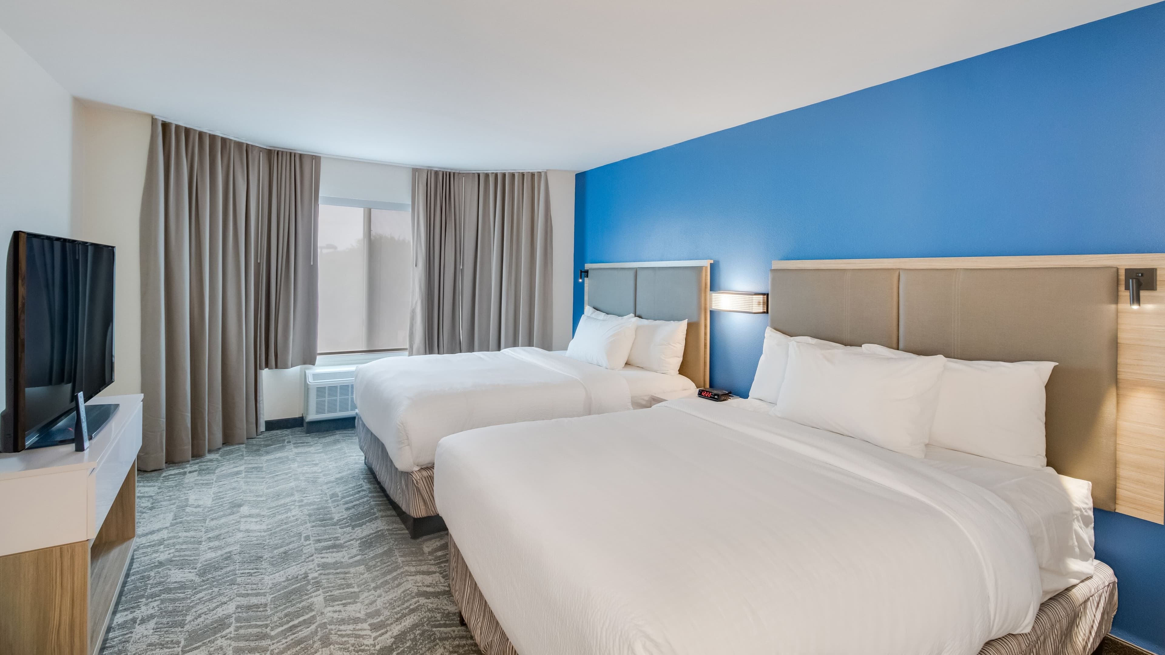 Suite - Image 2