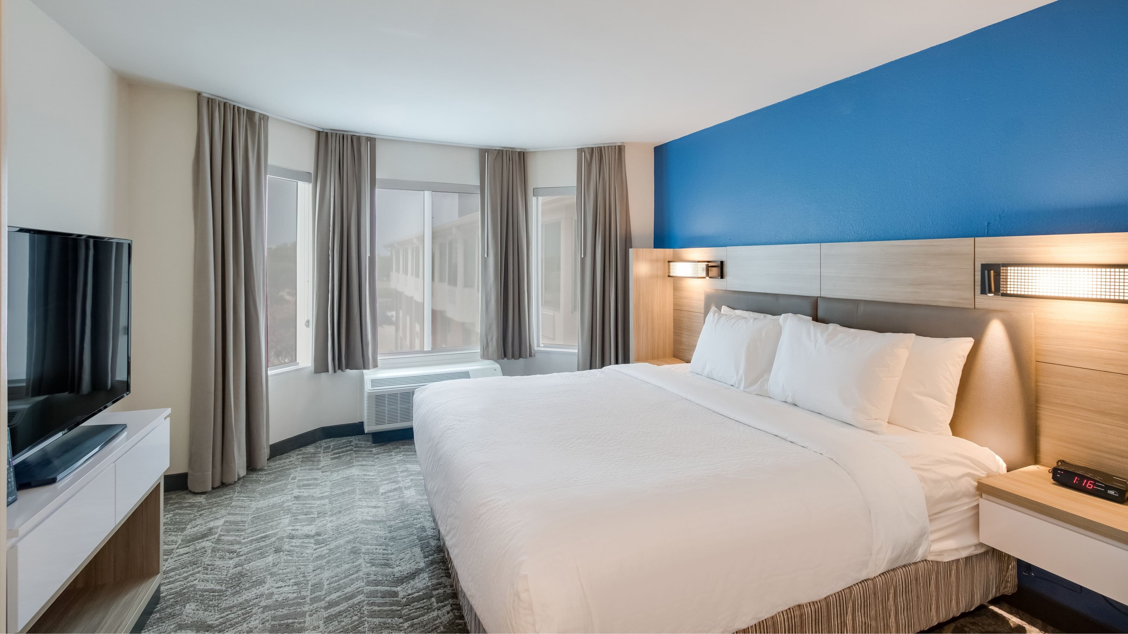 SpringHill Suites Dallas NW Highway at Stemmons/I-35E — 7
