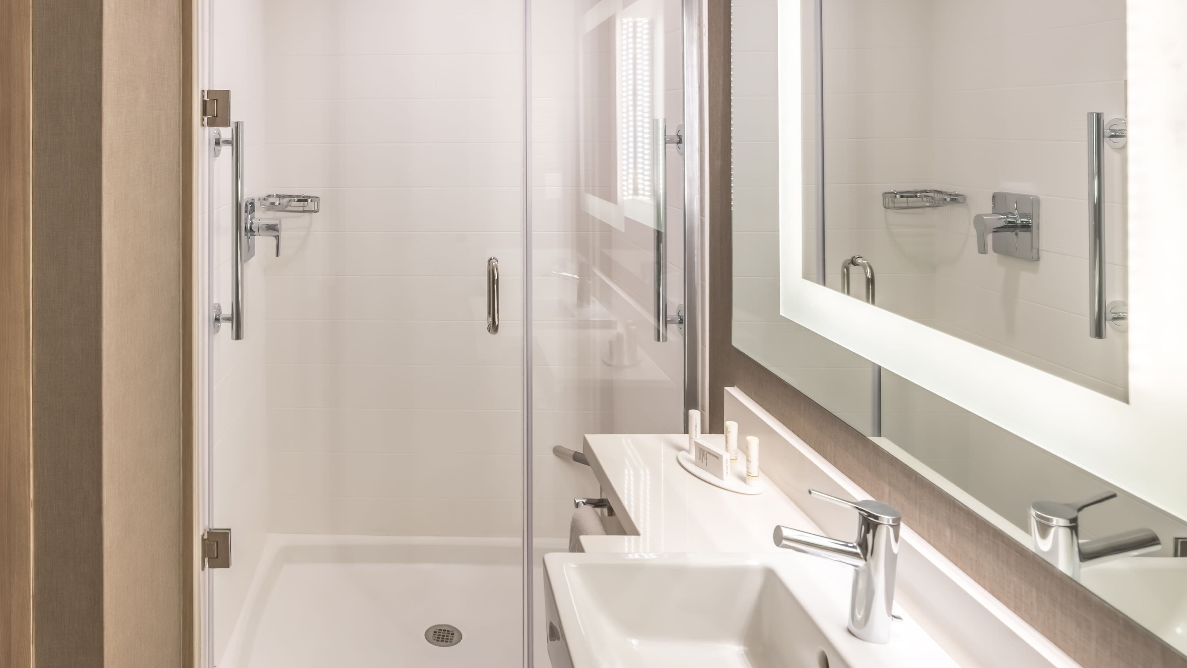 Suite - Image 10