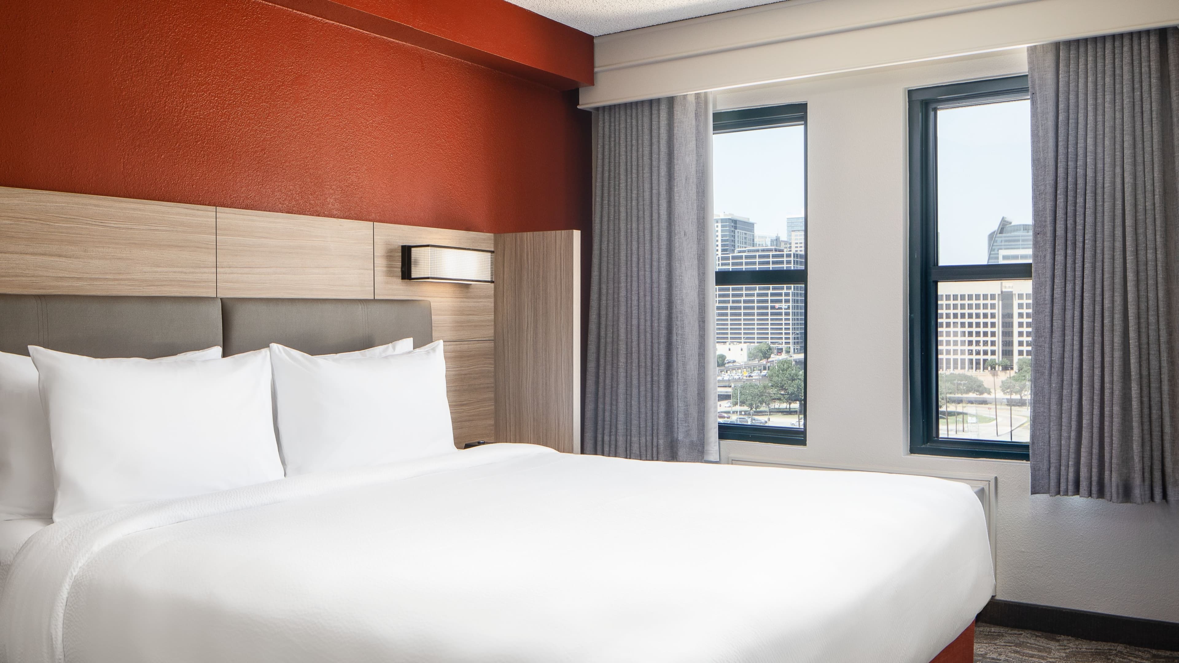 SpringHill Suites Dallas Downtown/West End — 12