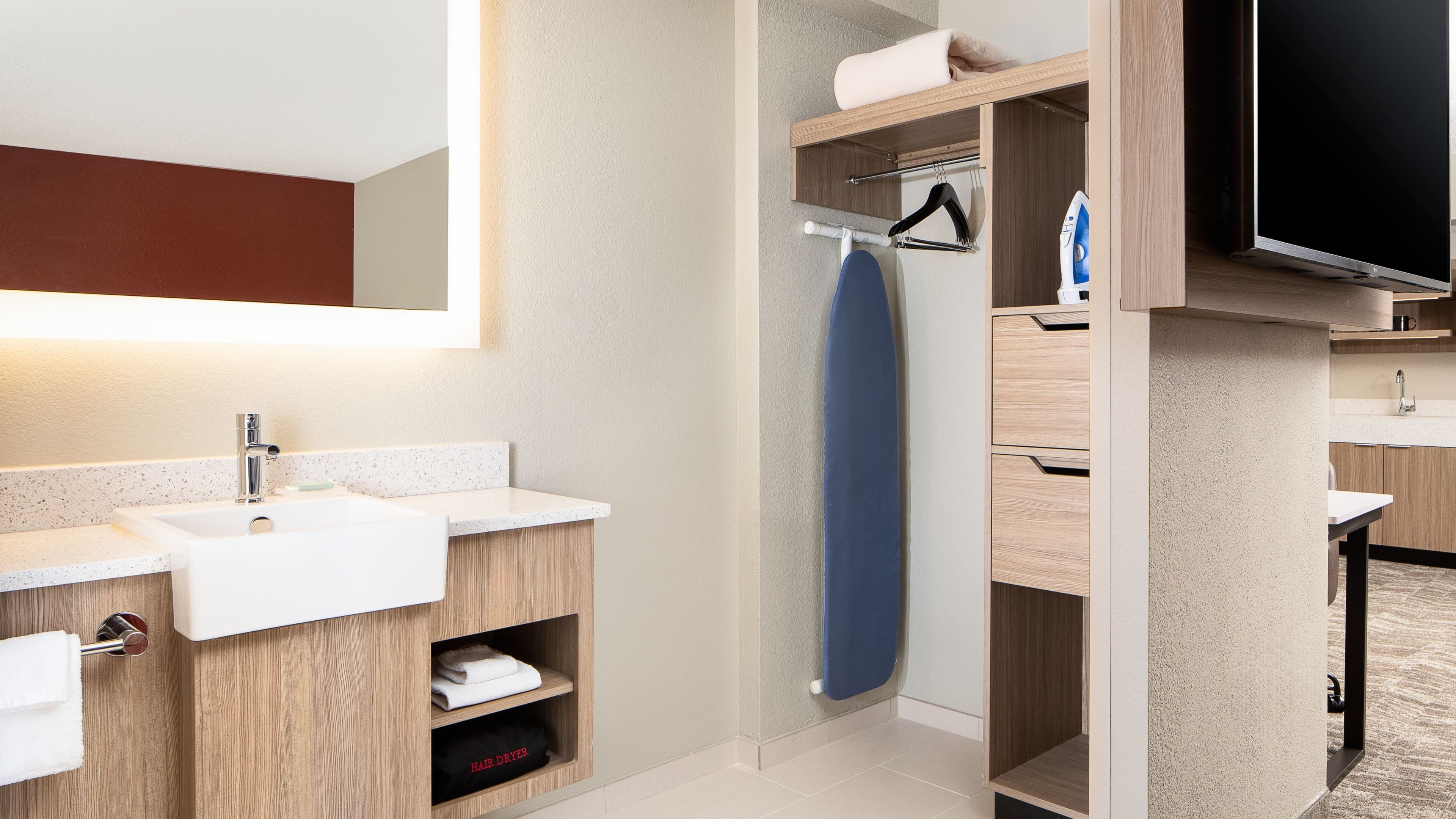 SpringHill Suites Dallas Downtown/West End — 14