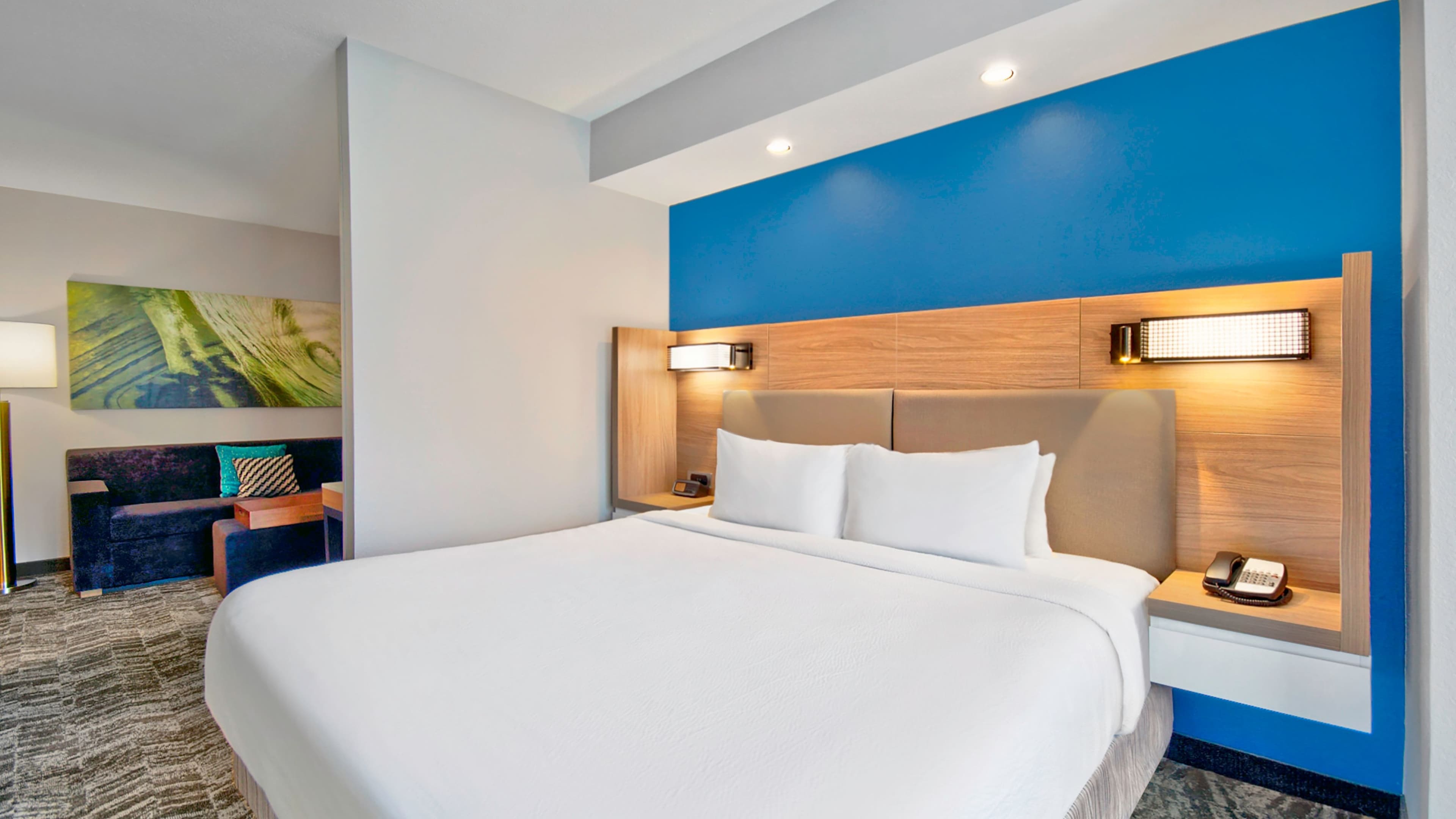 SpringHill Suites Erie — 13